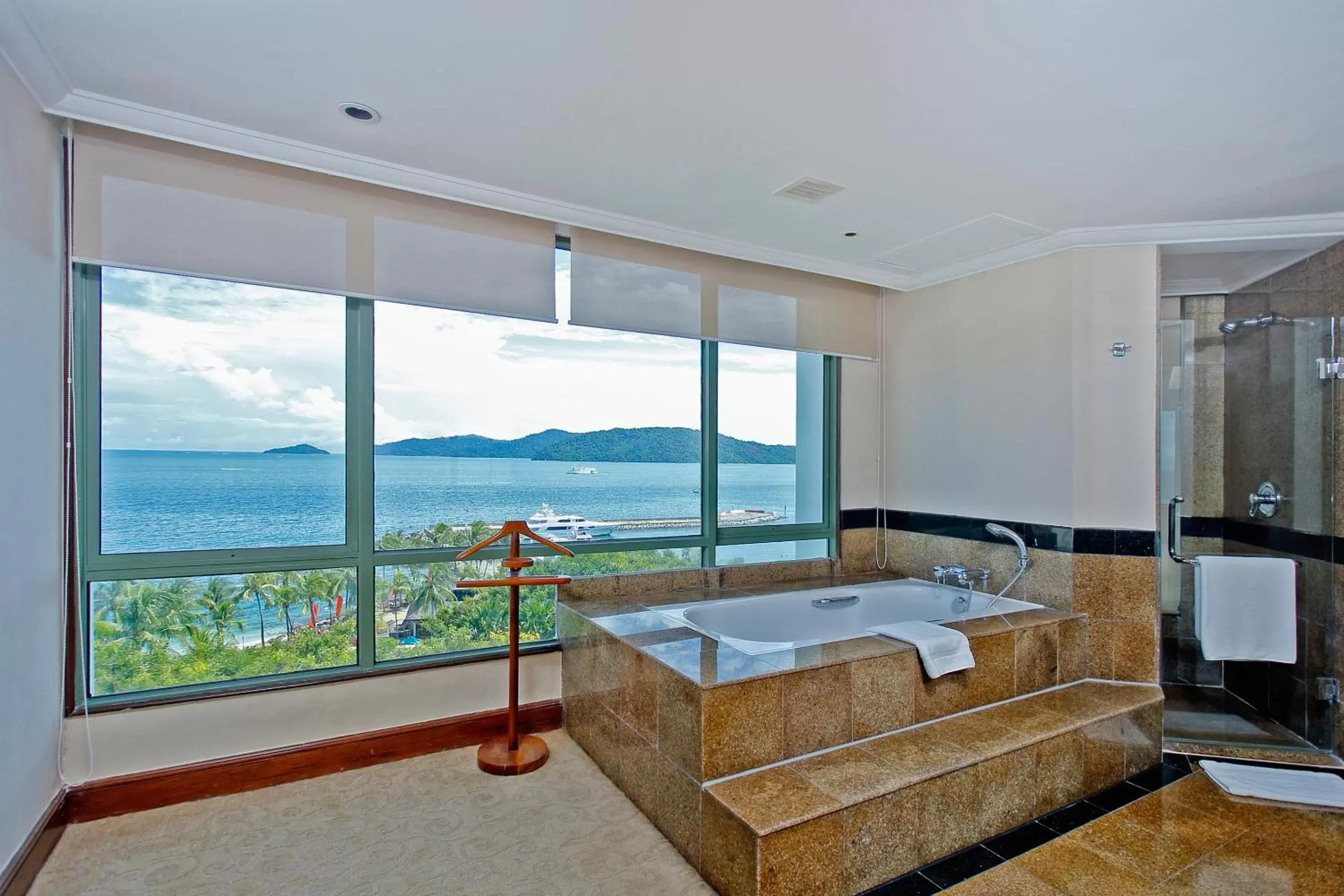 Bathroom in The Pacific Sutera