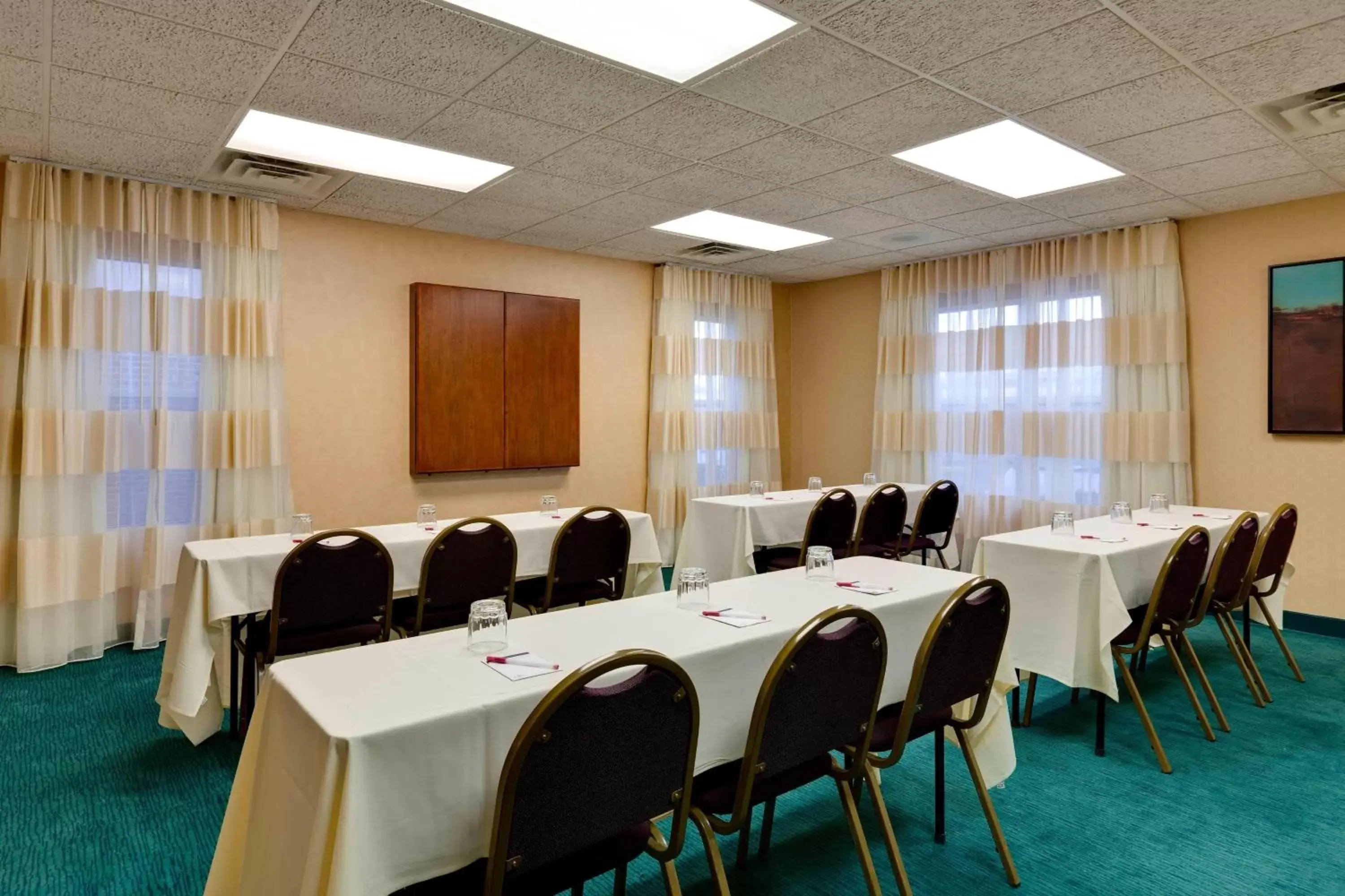 Meeting/conference room in Residence Inn Chicago Southeast/Hammond, IN