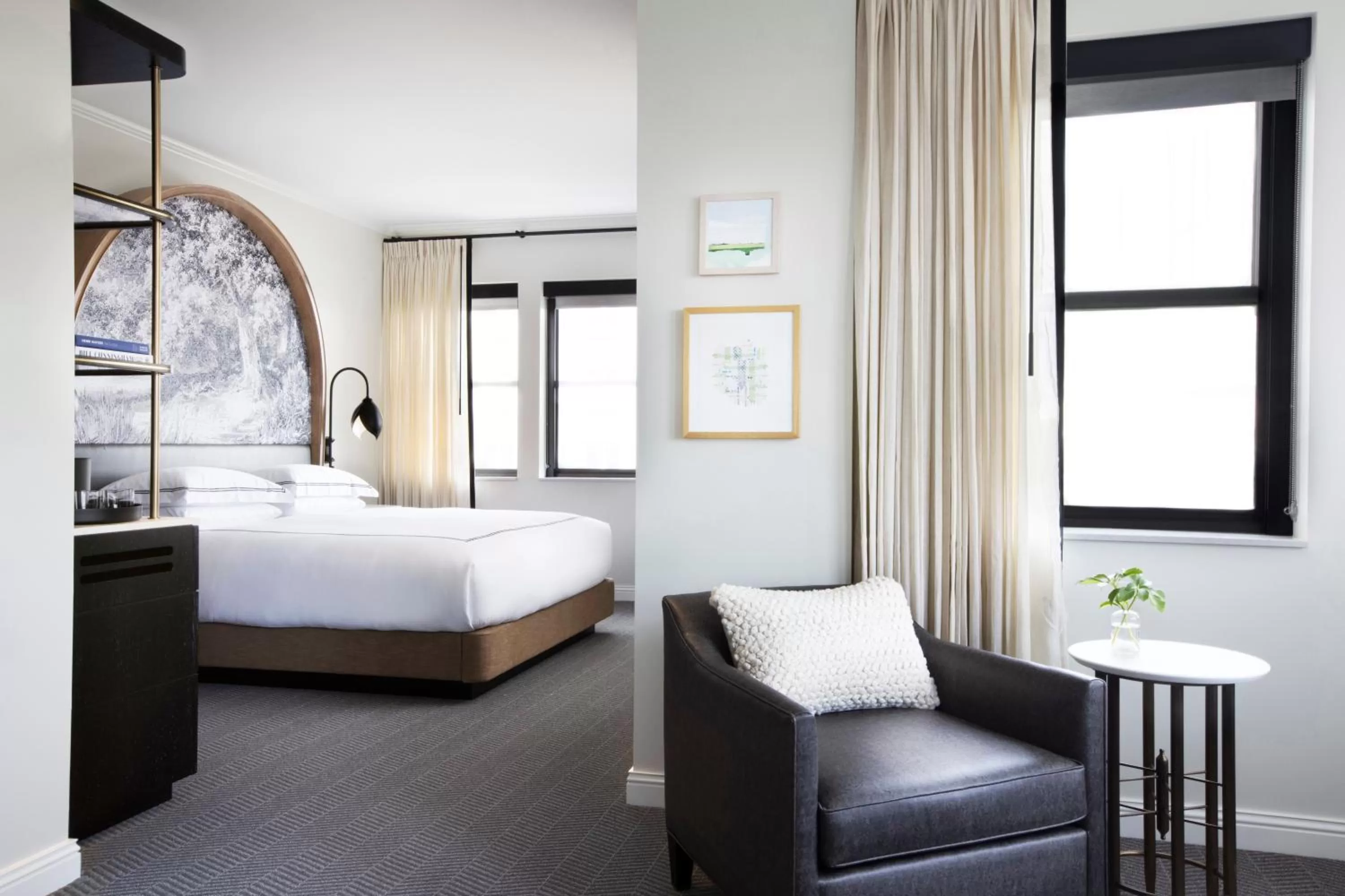 Photo of the whole room, Bed in Kimpton Cottonwood Hotel by IHG