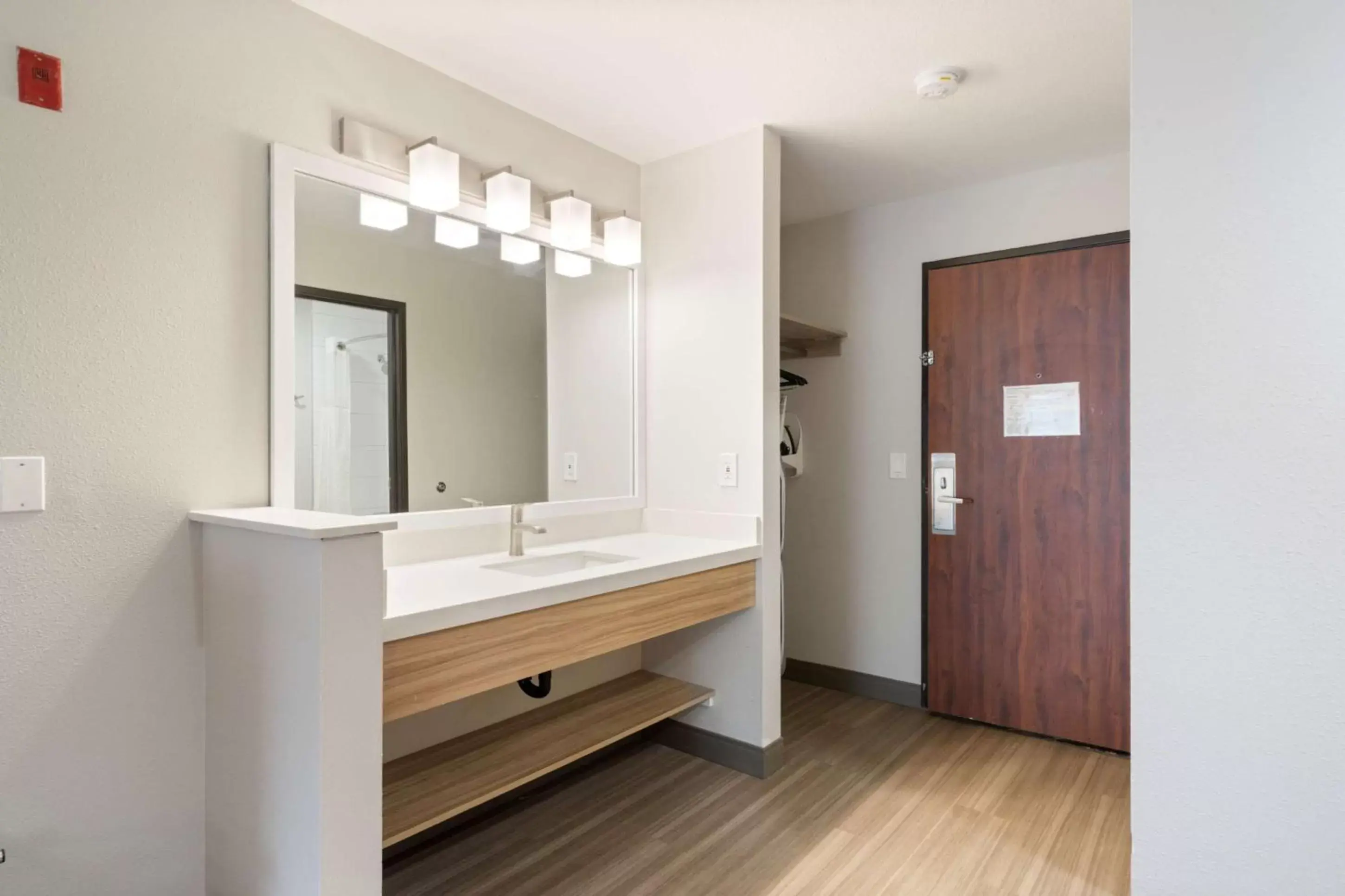 Bedroom, Bathroom in Best Western Lake Oswego Hotel & Suites