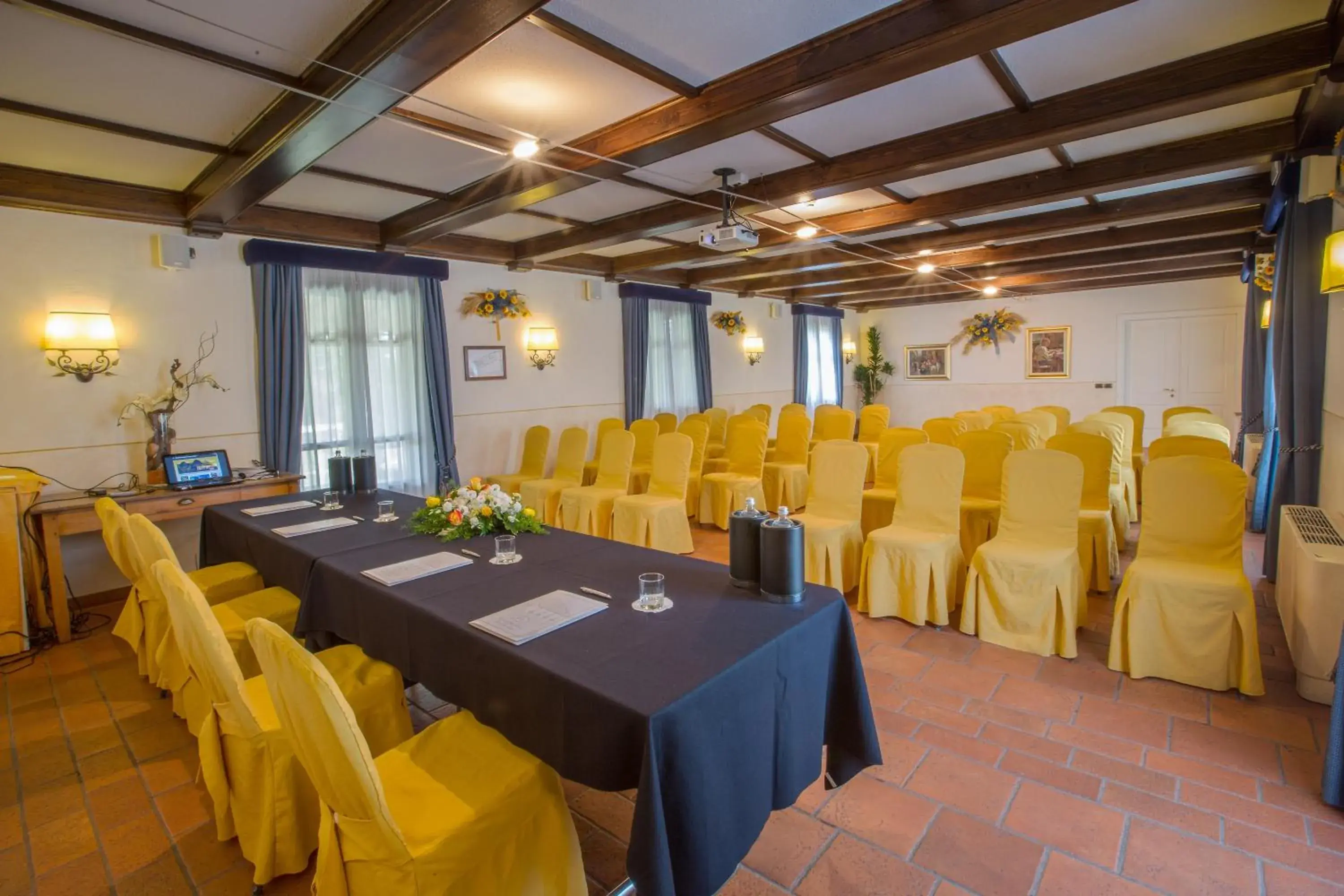 Meeting/conference room in Romantic Hotel Furno