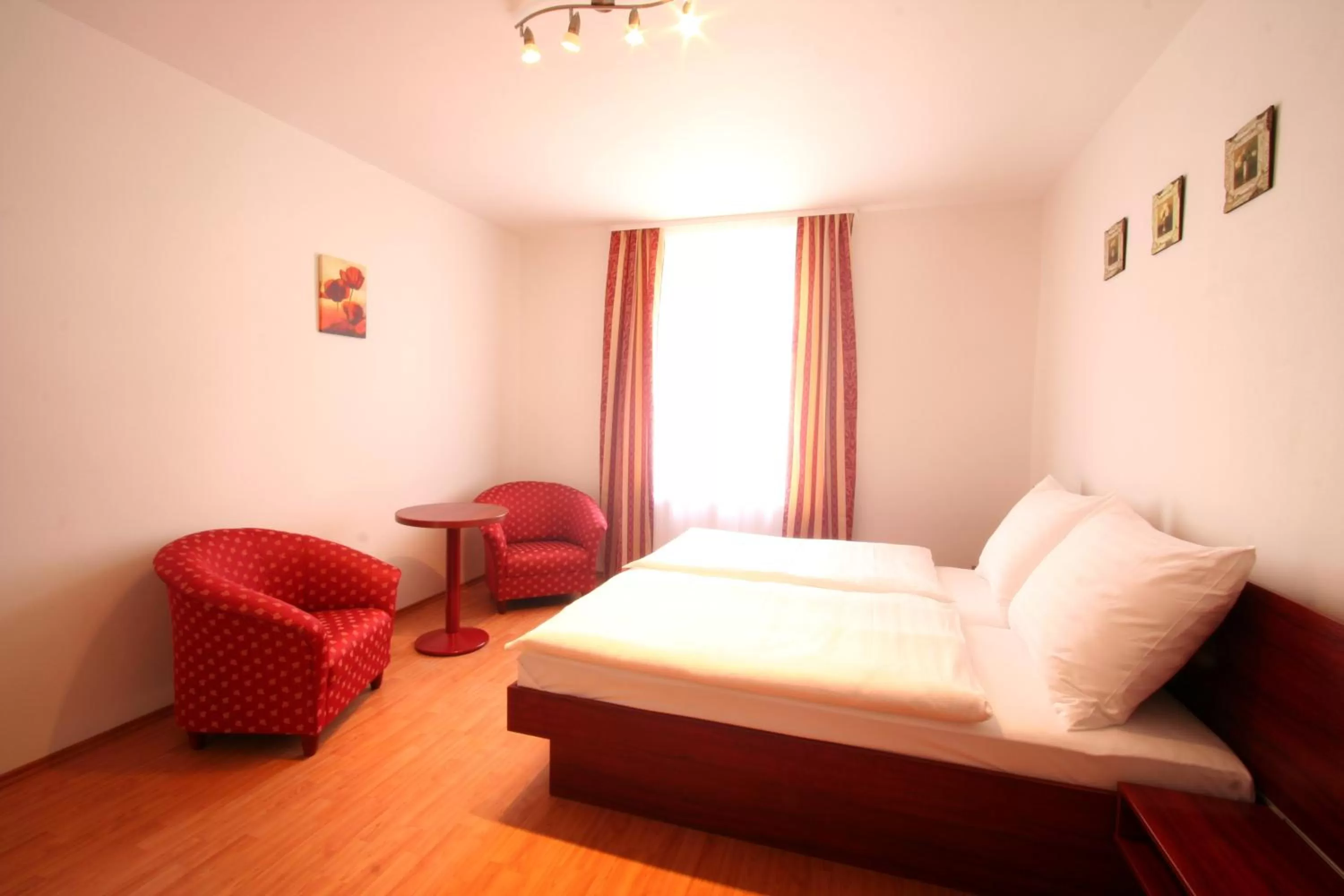 Bed in Apart Hotel Susa