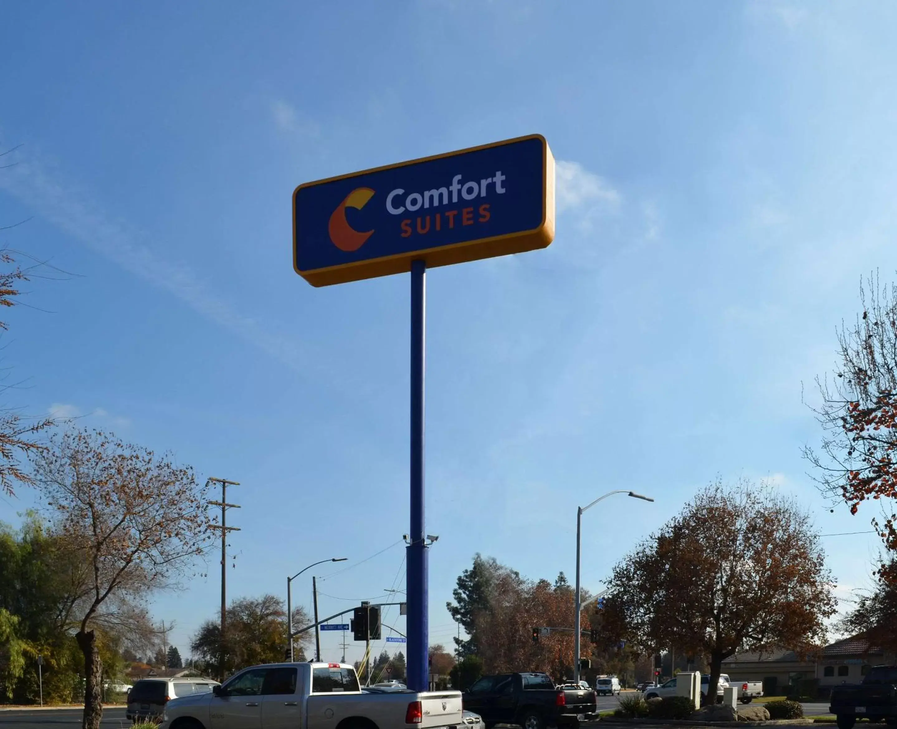 Property building in Comfort Suites Tulare