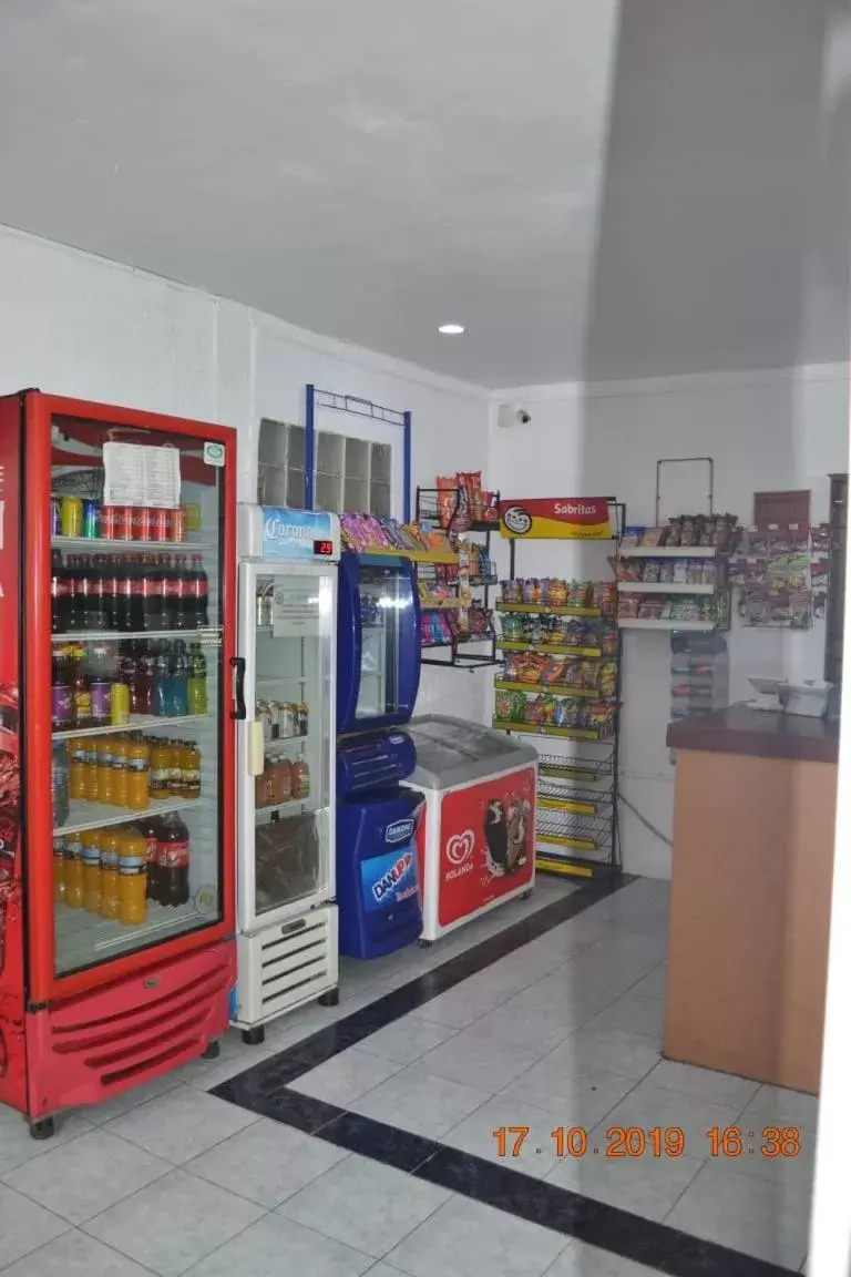 Supermarket/Shops in Hotel Pachuca Inn