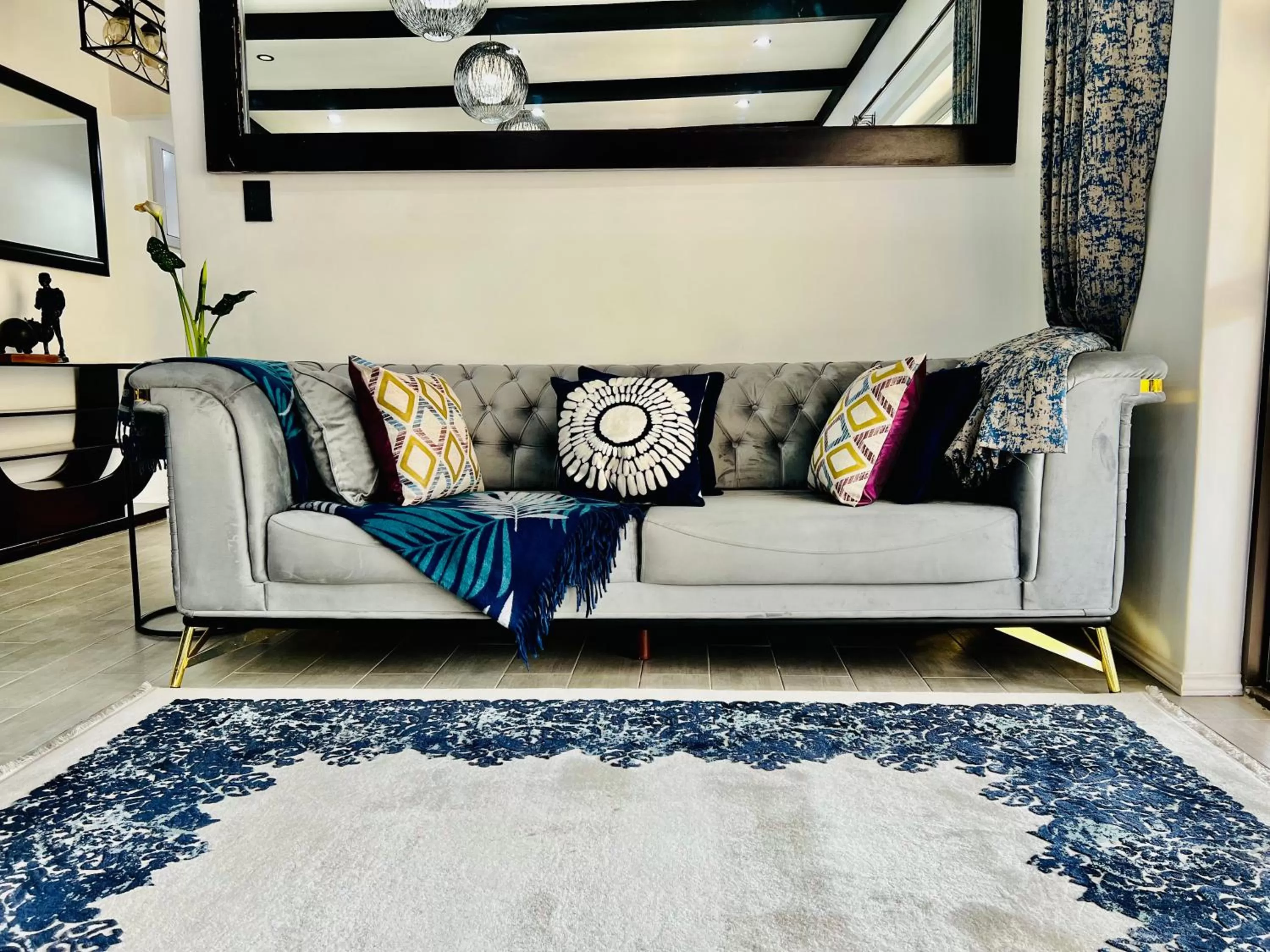 Seating Area in 24 On Basil Inventive suites