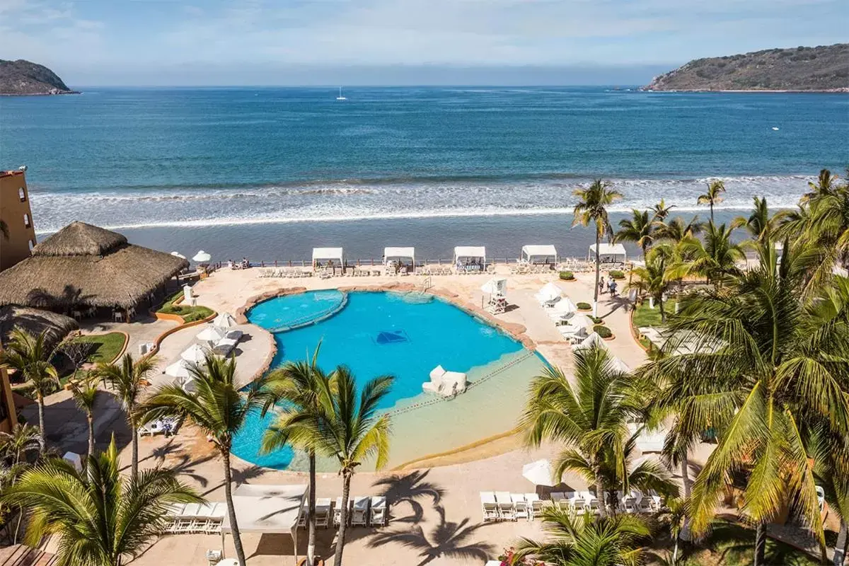 View (from property/room), Pool View in Costa de Oro Beach Hotel