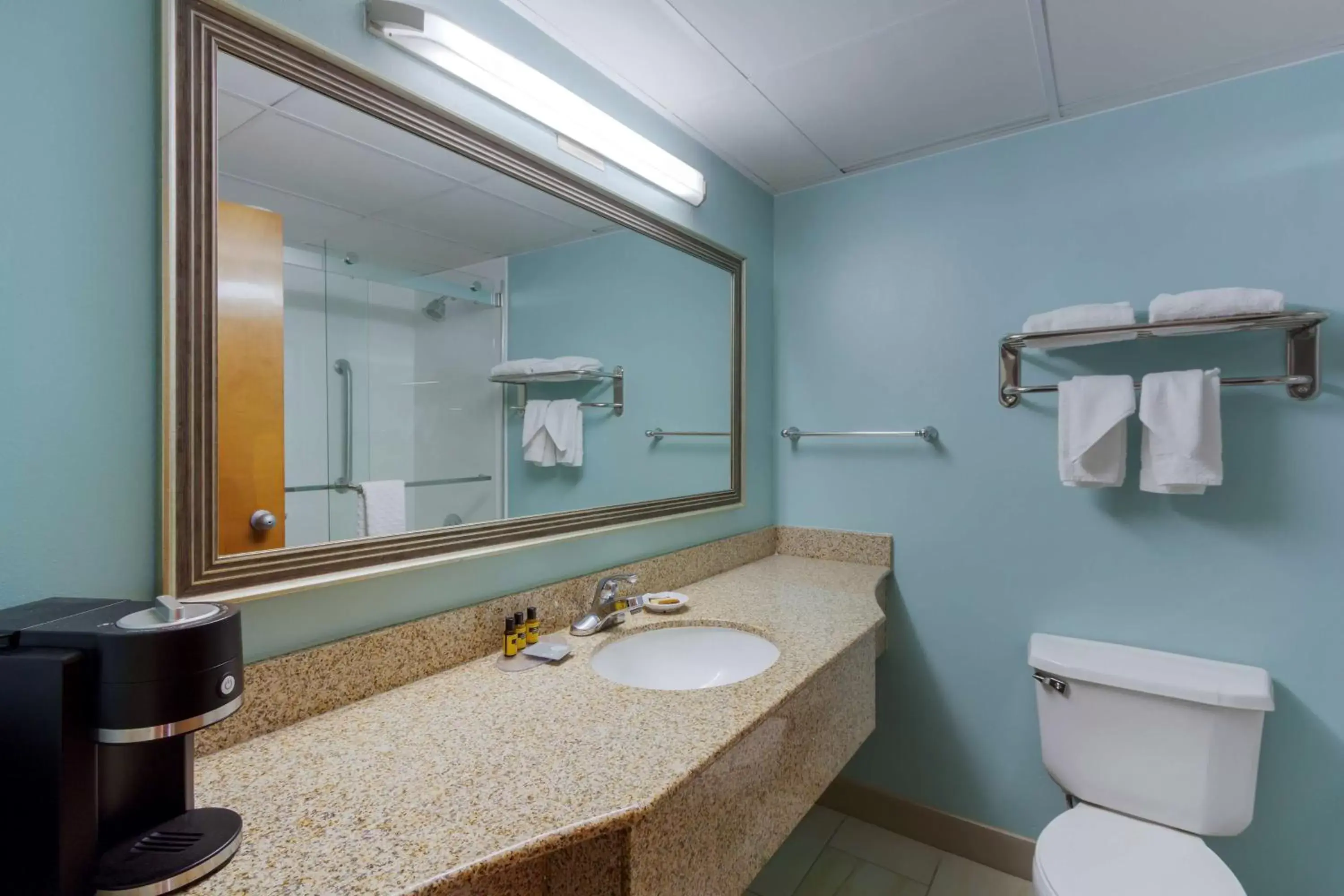 Bathroom in Best Western Plus Wilmington / Wrightsville Beach