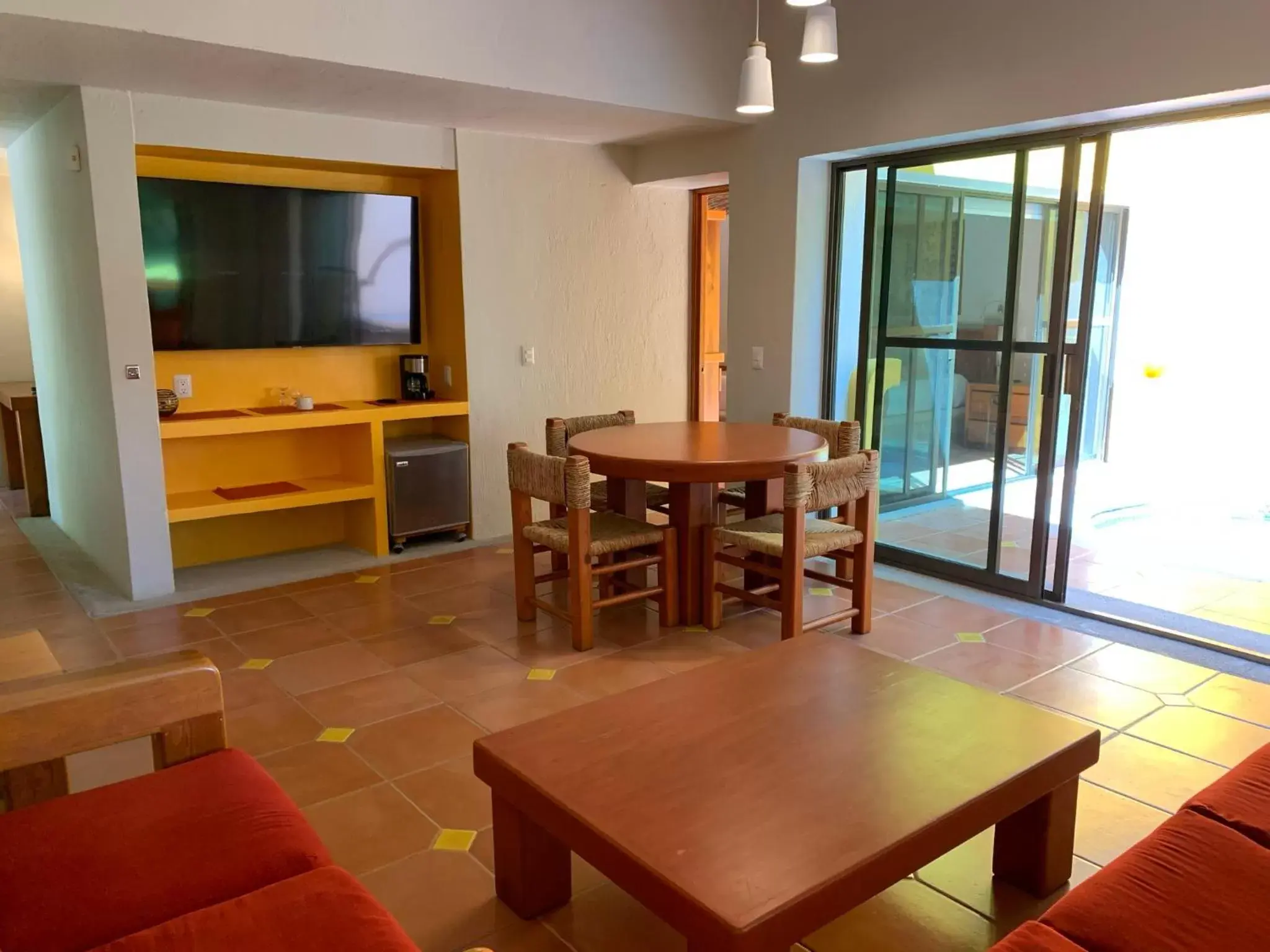 Living room, Dining Area in Real de Chapala