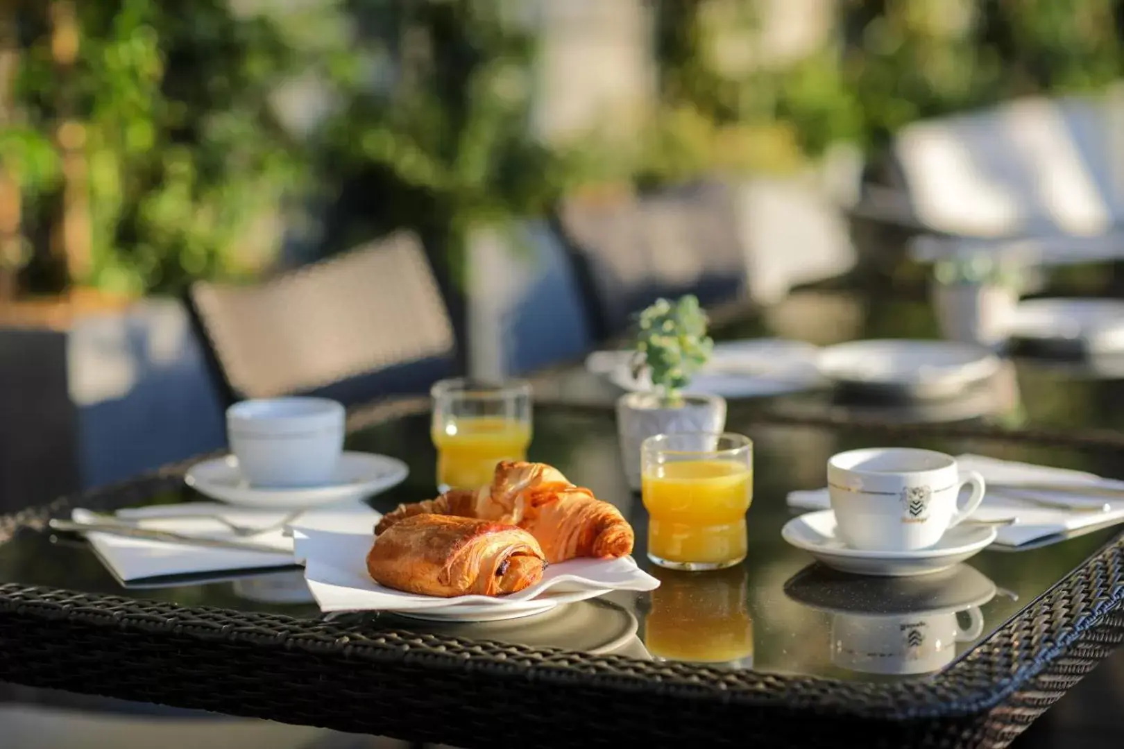 Breakfast in Royal Antibes - Luxury Hotel, Résidence, Beach & Spa