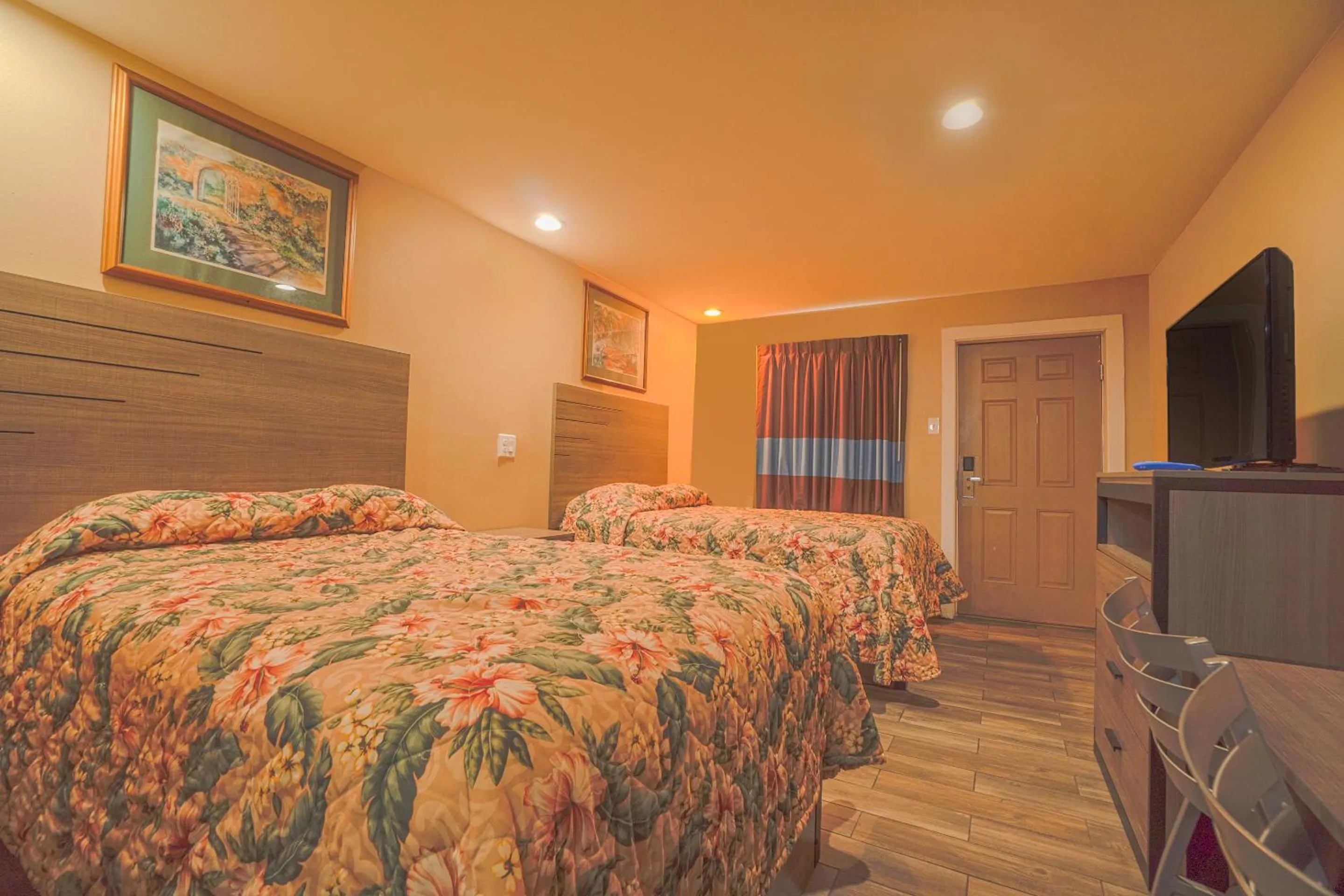 Bedroom, Bed in Days Inn by Wyndham Aransas Pass