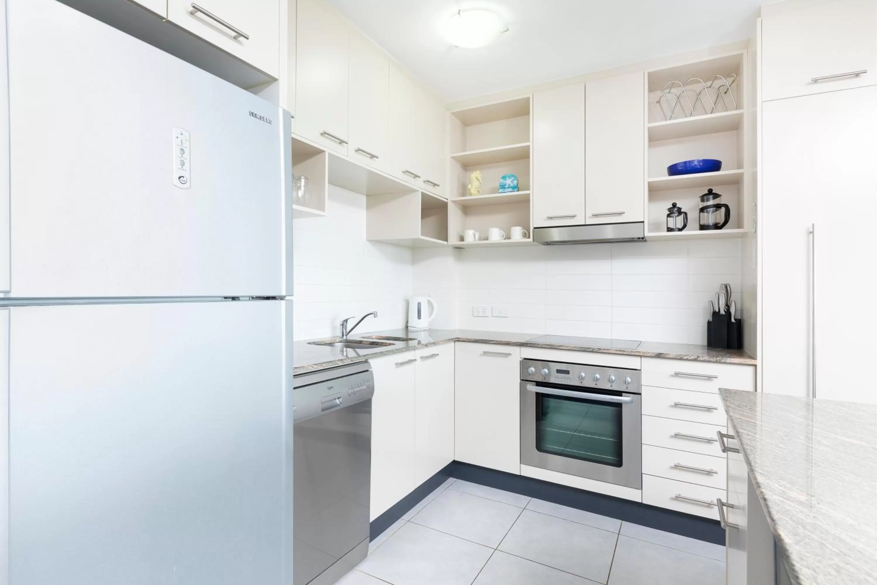 Kitchen or kitchenette in Sevan Apartments Forster