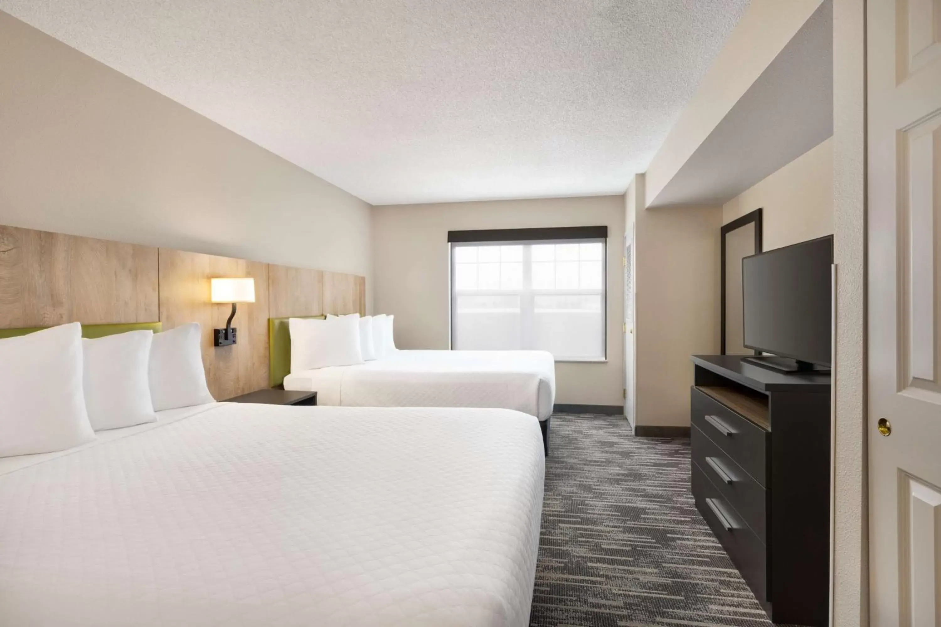 Photo of the whole room, Bed in Country Inn & Suites by Radisson, Boise West, ID