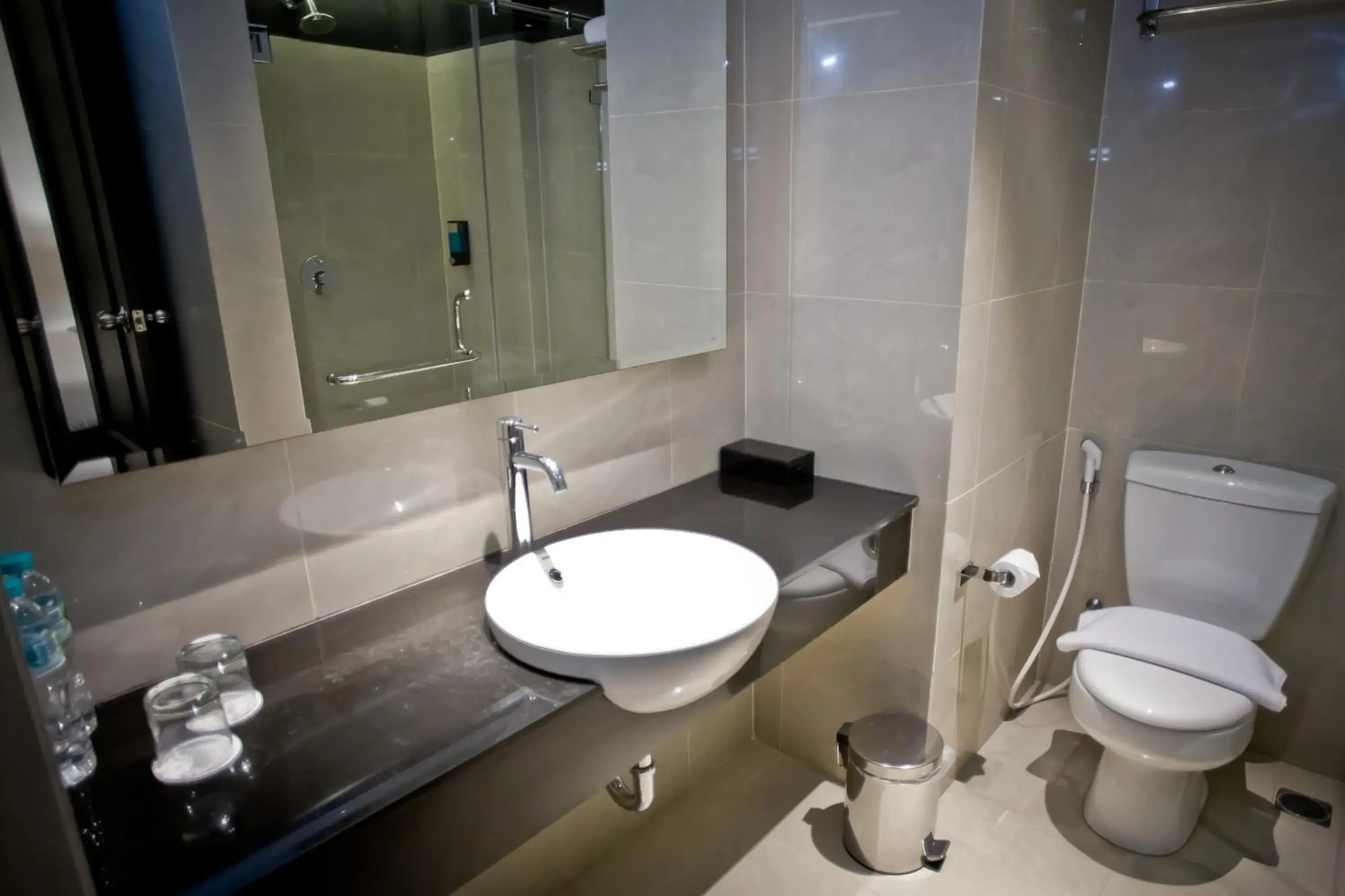 Bathroom in Samala Hotel Jakarta Cengkareng