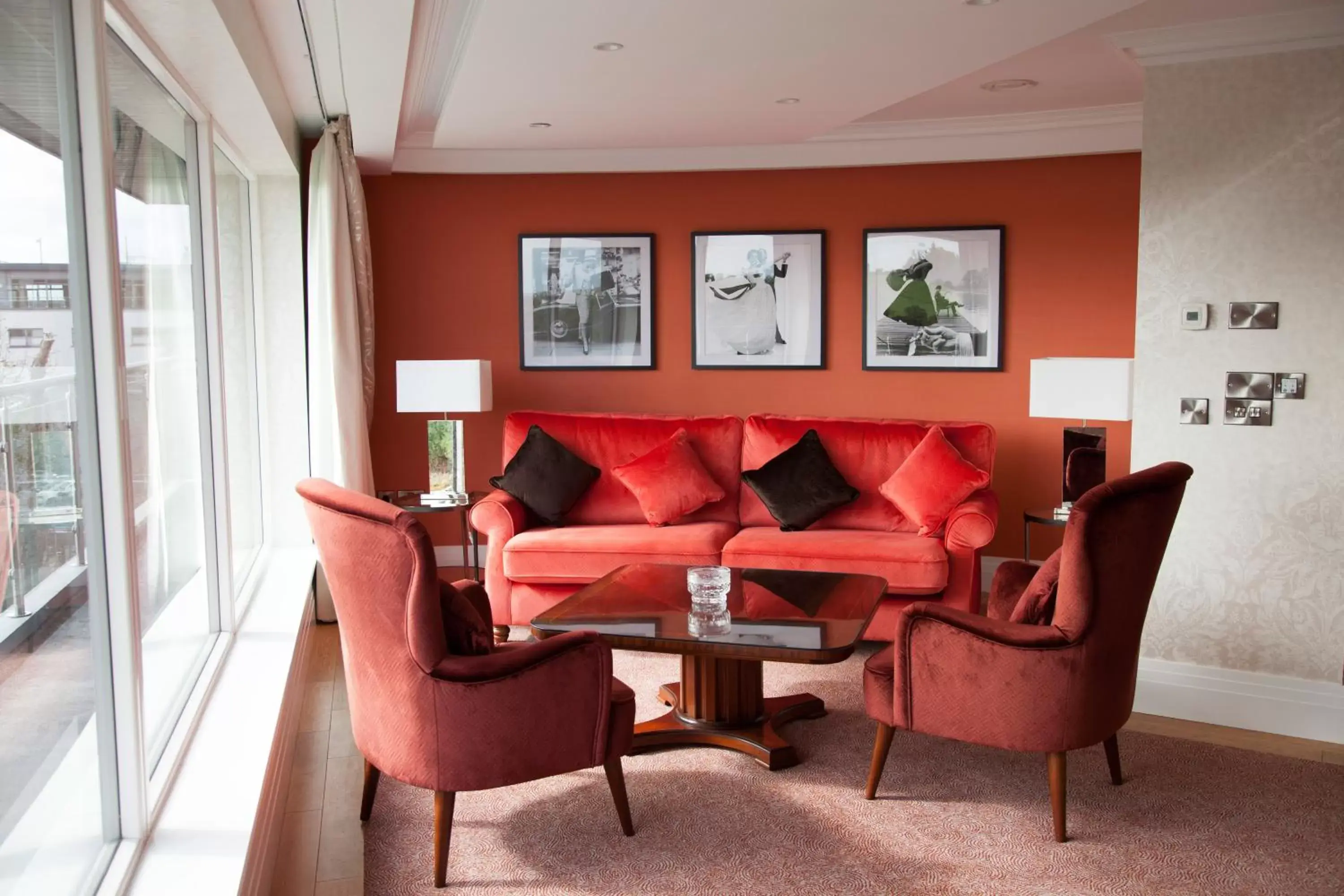 Dining area, Seating Area in Hotel Kilmore