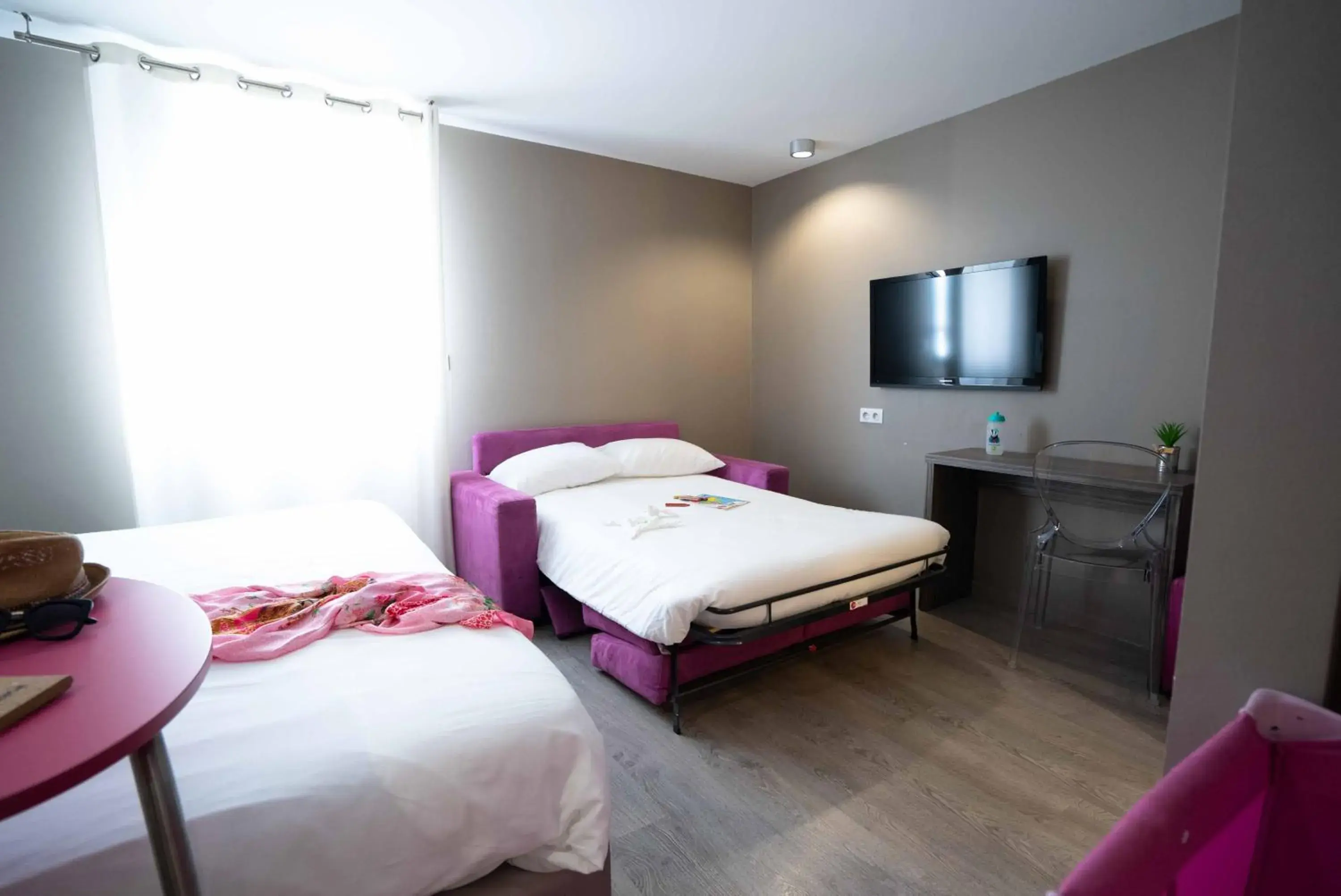 Family, Bed in ibis Styles Rennes St. Gregoire