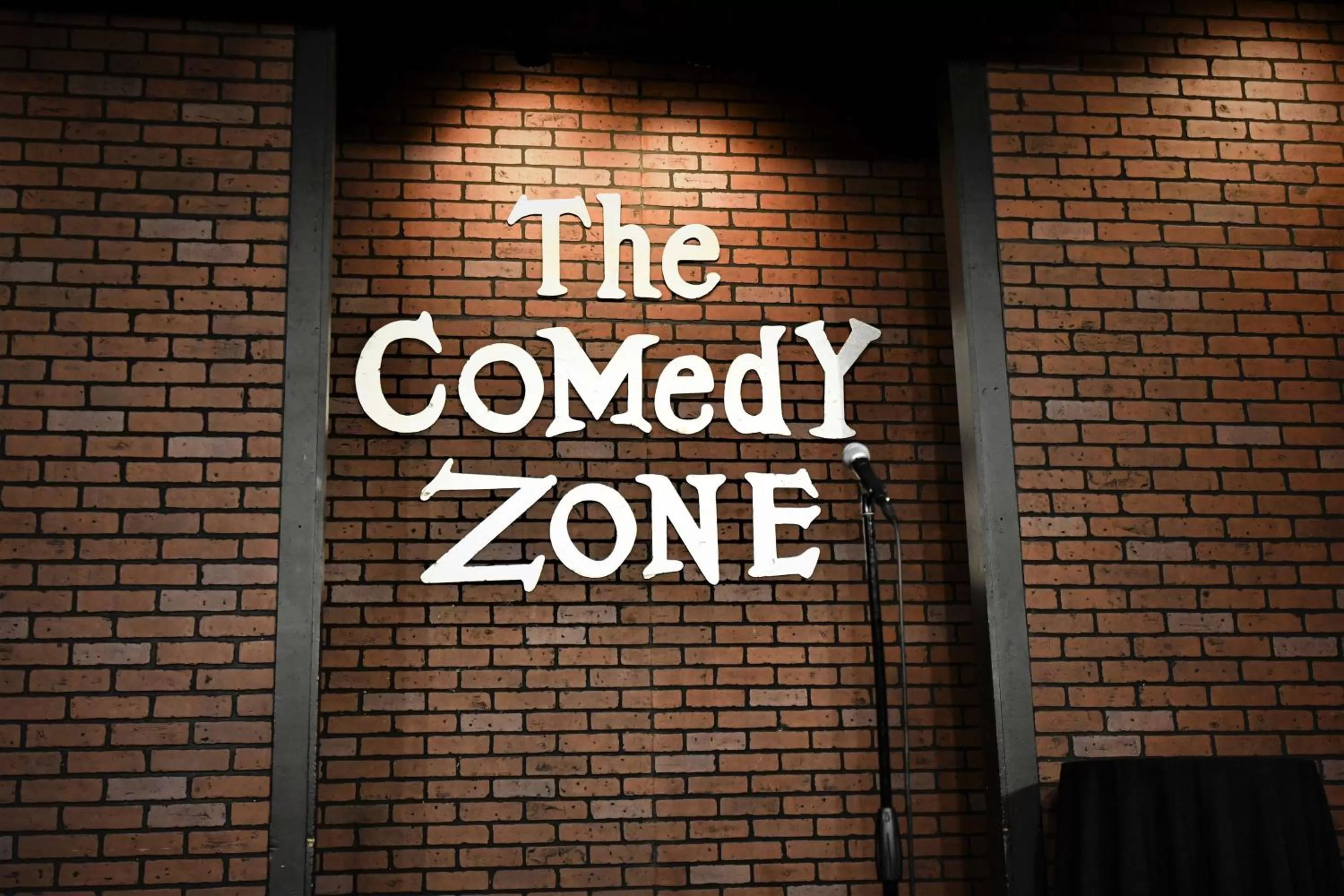 Entertainment in Ramada by Wyndham Jacksonville Hotel & Conference Center