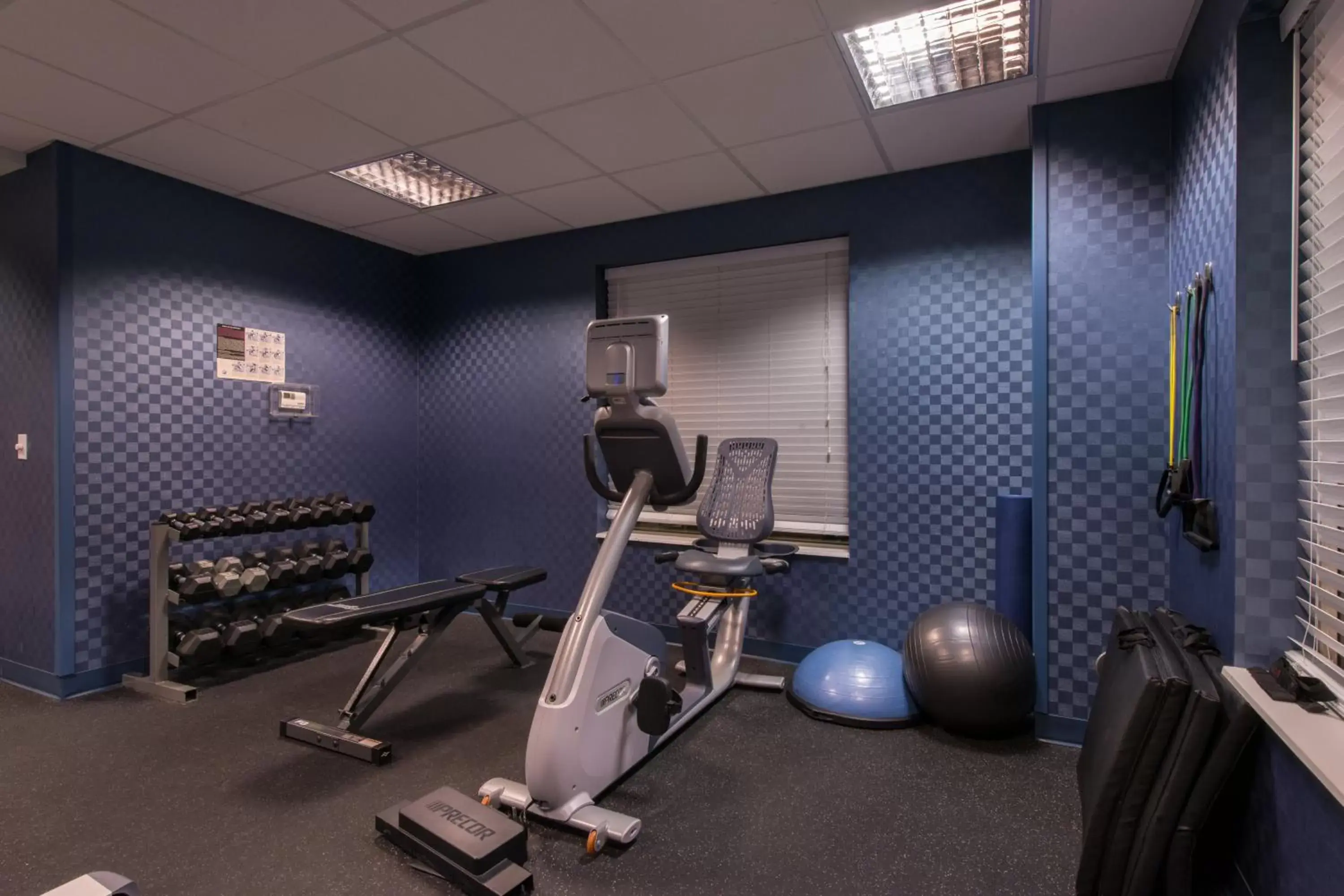 Fitness centre/facilities in Holiday Inn Express and Suites Dickson City by IHG Fitness centre/facilities in Holiday Inn Express and Suites Dickson City by IHG