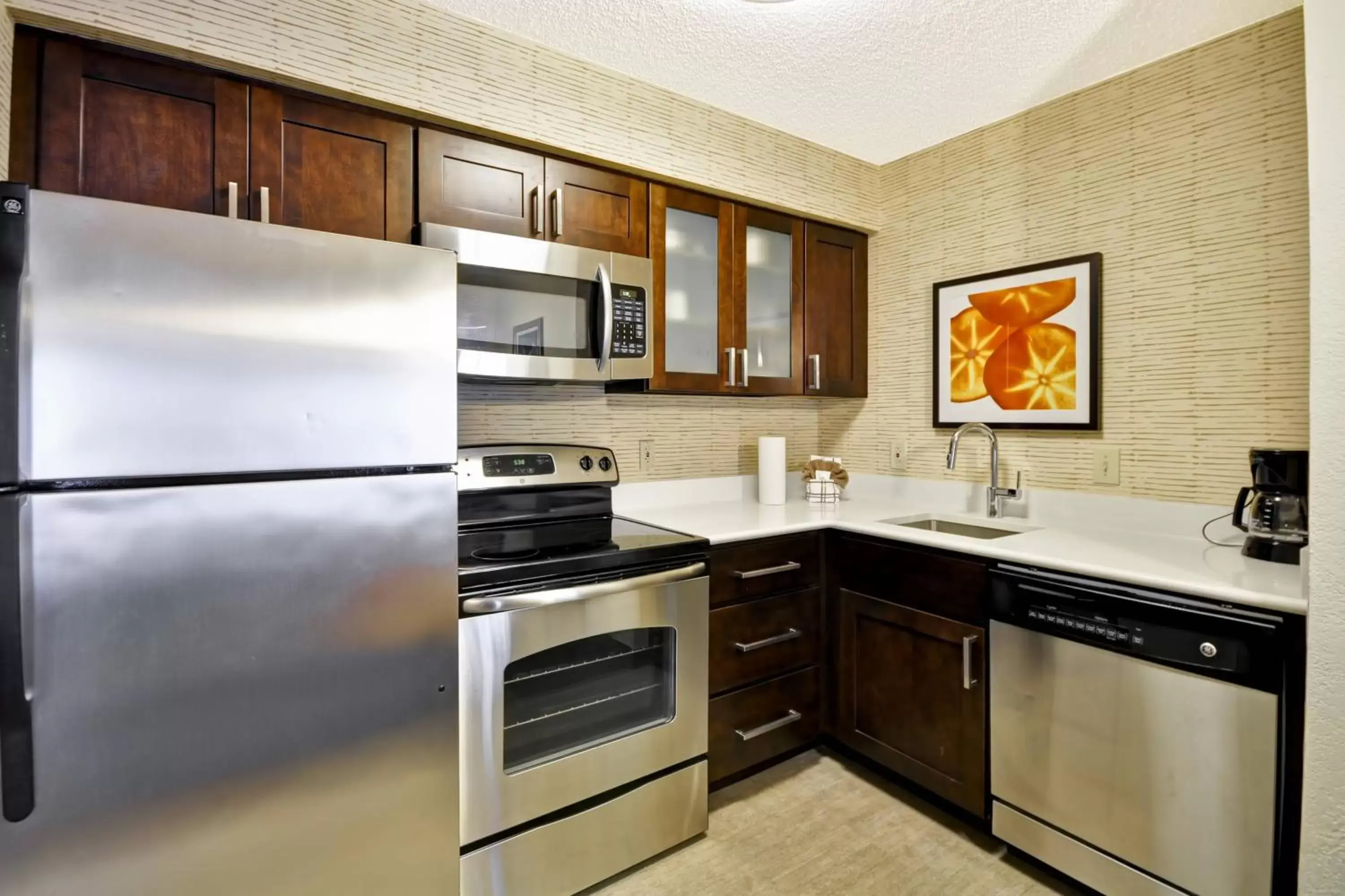 Kitchen or kitchenette, Kitchen/Kitchenette in Residence Inn by Marriott Jacksonville Airport