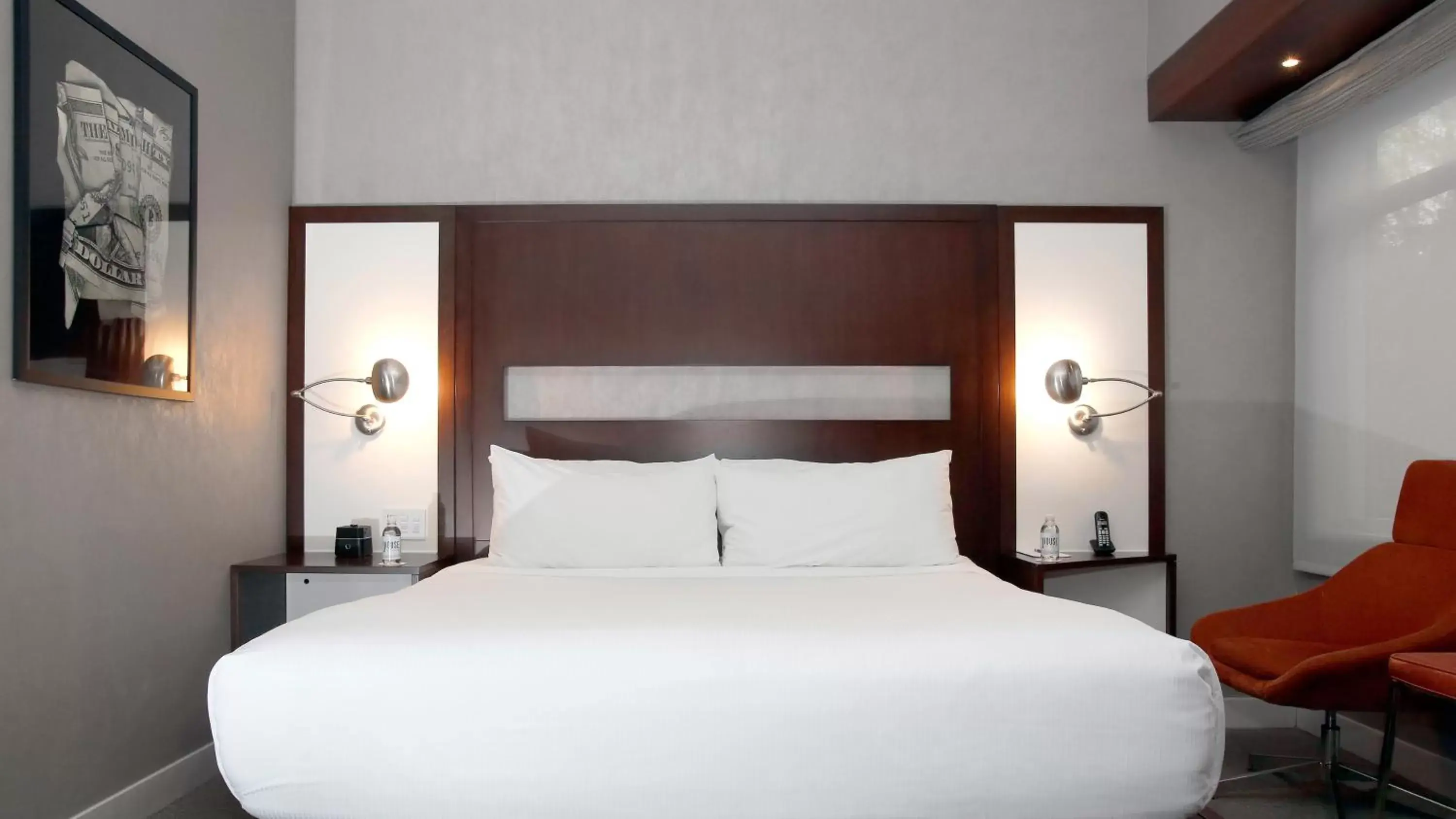 Suite in The J House Greenwich Hotel Suite in The J House Greenwich Hotel