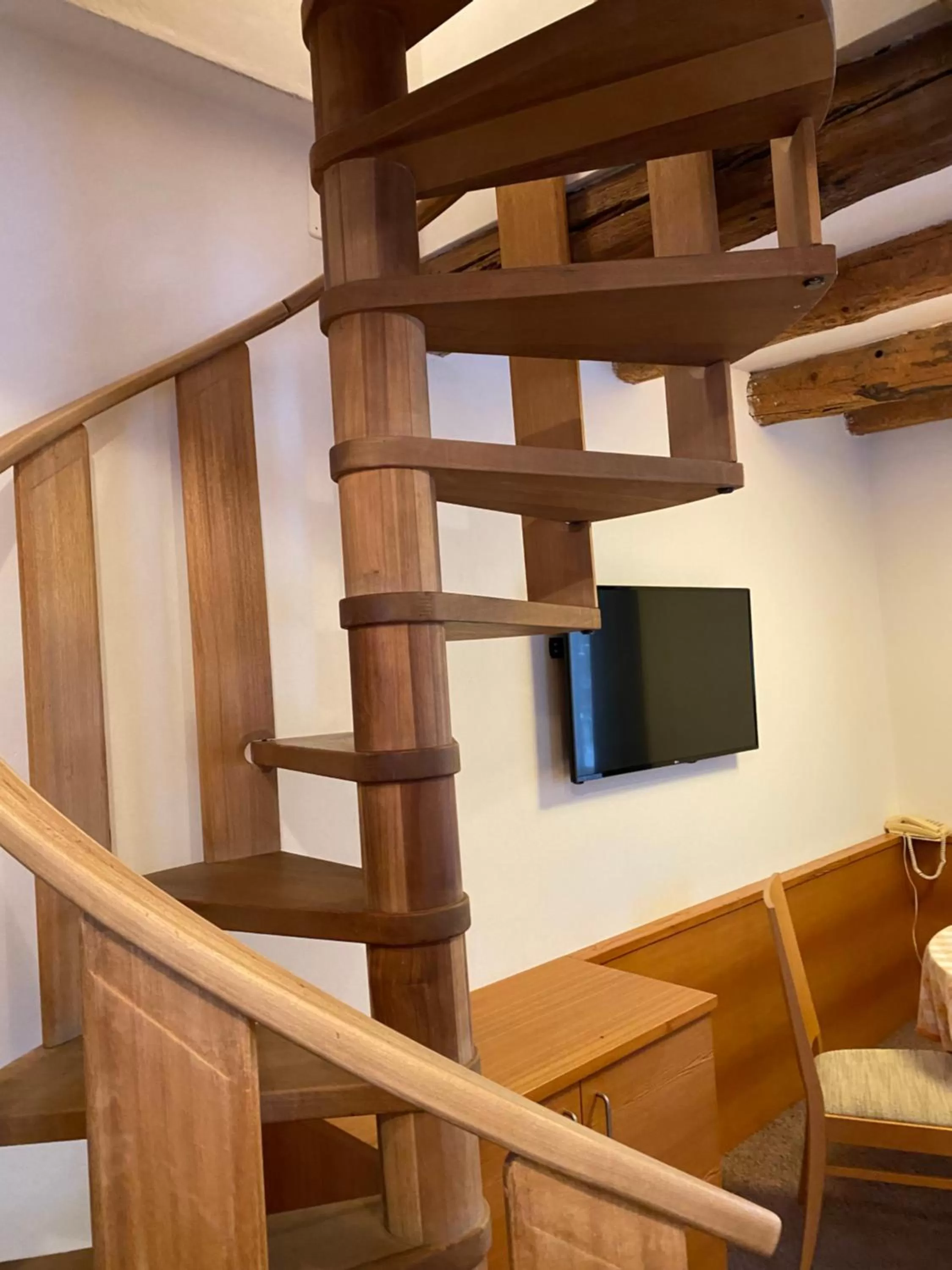 Communal lounge/ TV room in Hotel Castel Latemar