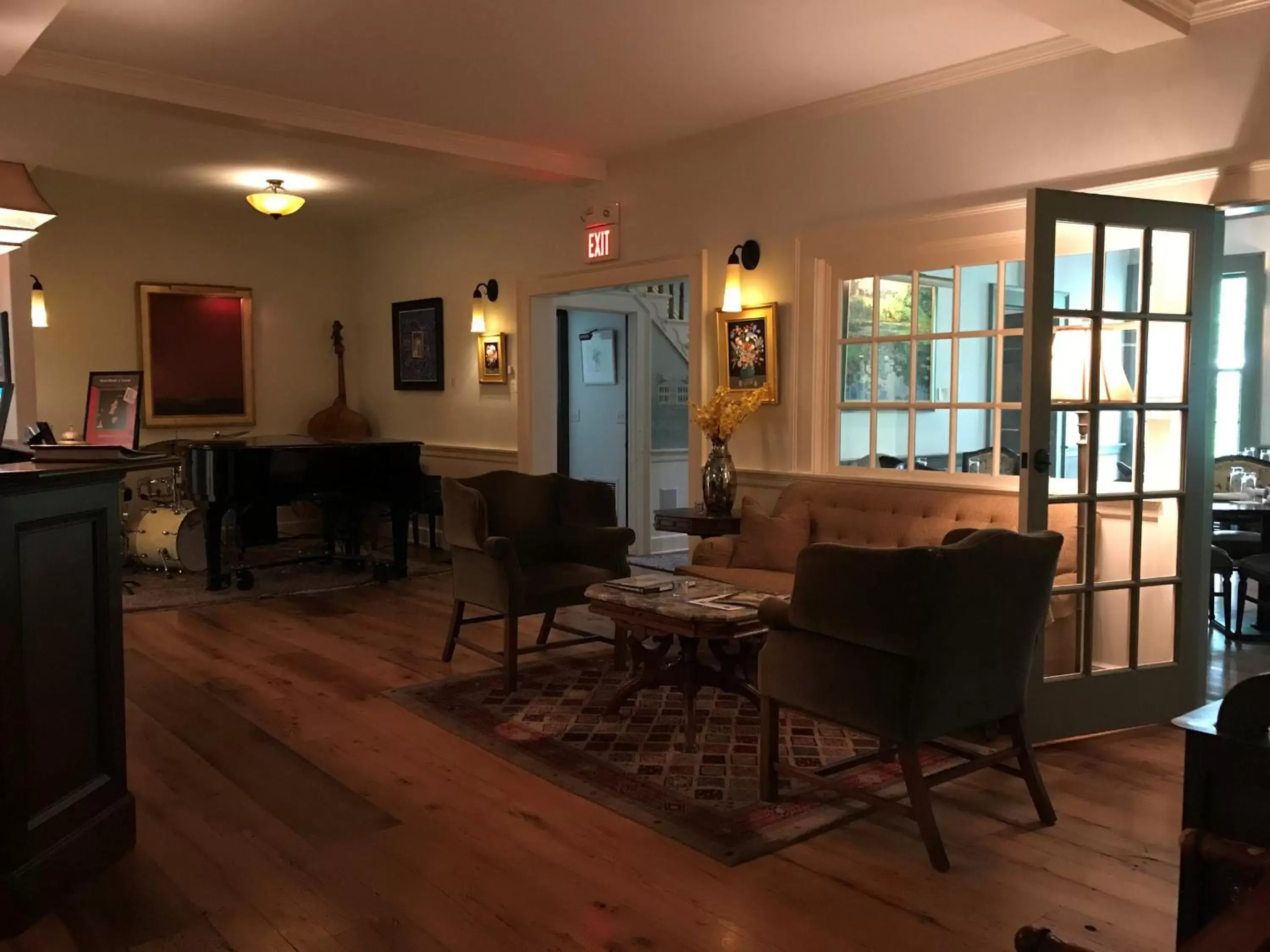 Lobby or reception, Seating Area in The Old Lyme Inn