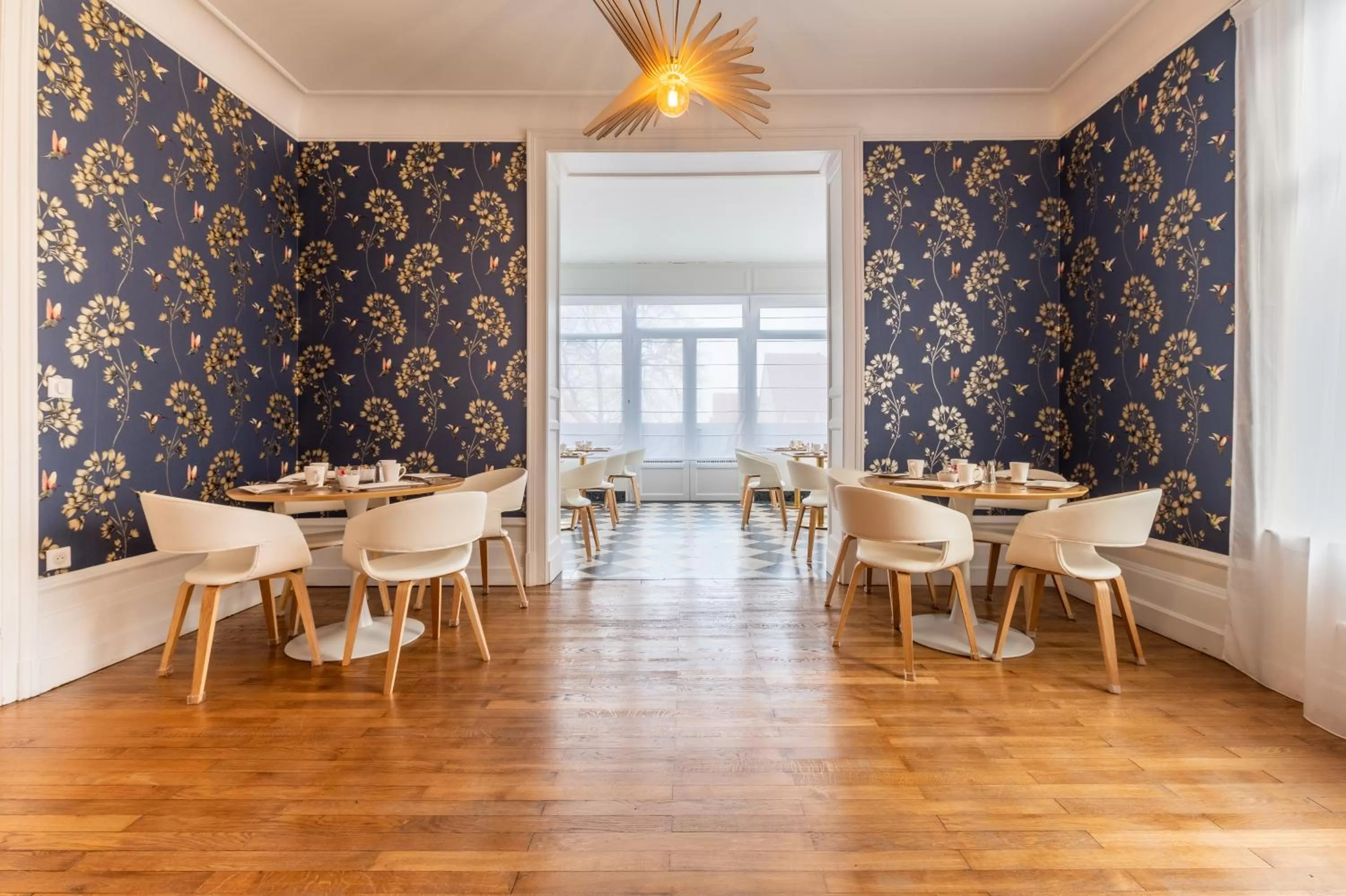 Breakfast, Restaurant/Places to Eat in Hôtel Échappée en Baie - Parking privé gratuit