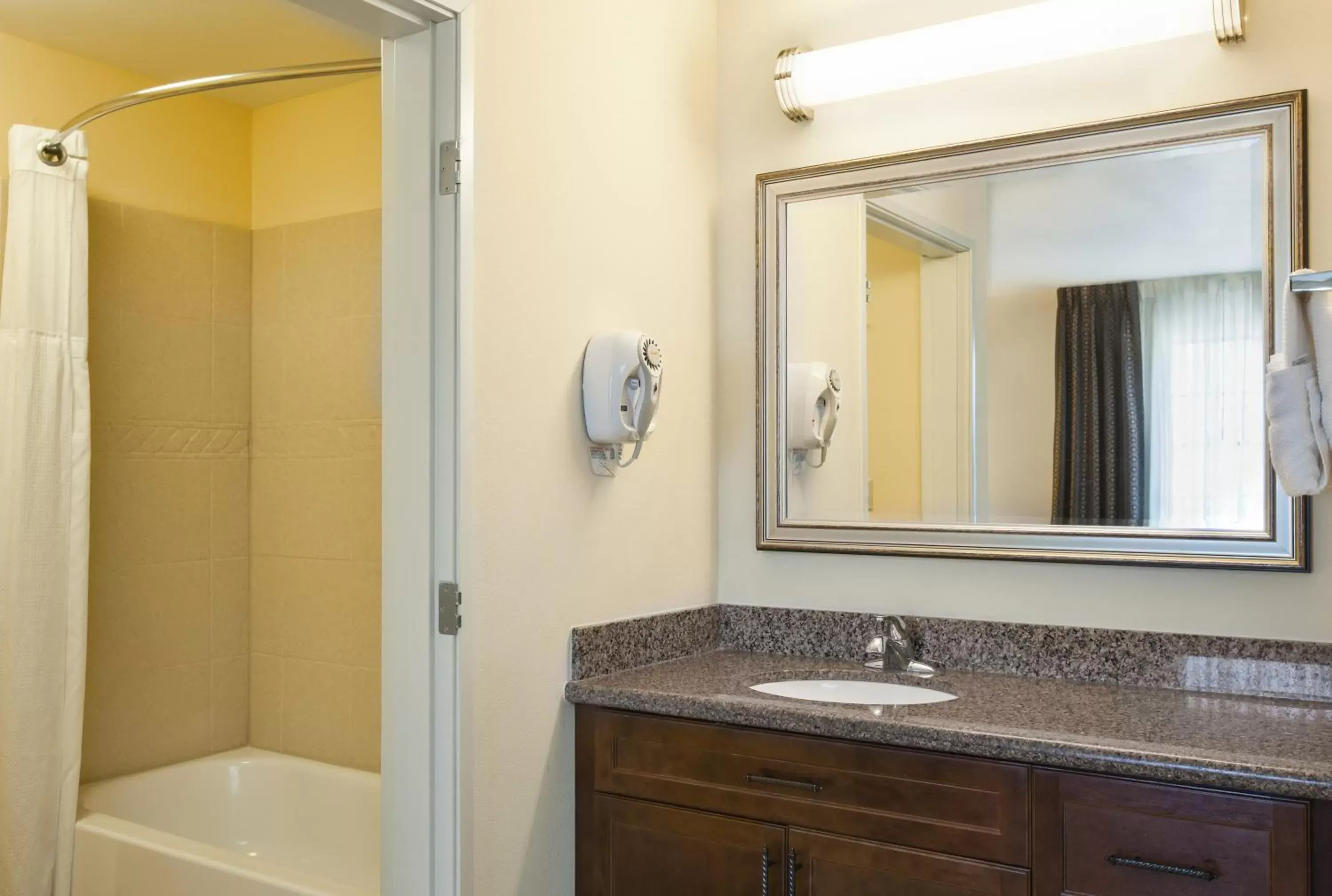 Bathroom in Staybridge Suites El Paso Airport, an IHG Hotel