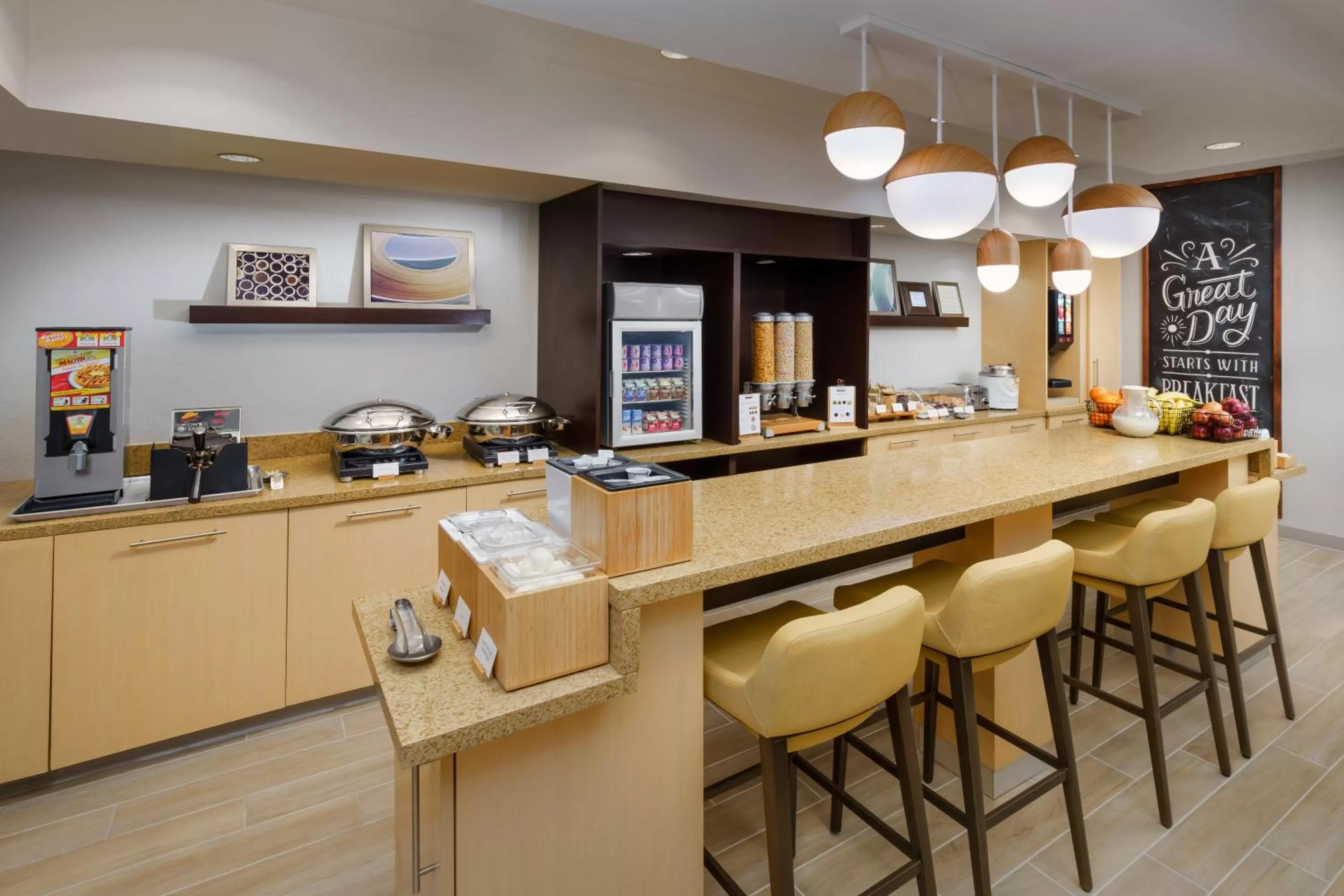 Breakfast in TownePlace Suites Manchester-Boston Regional Airport