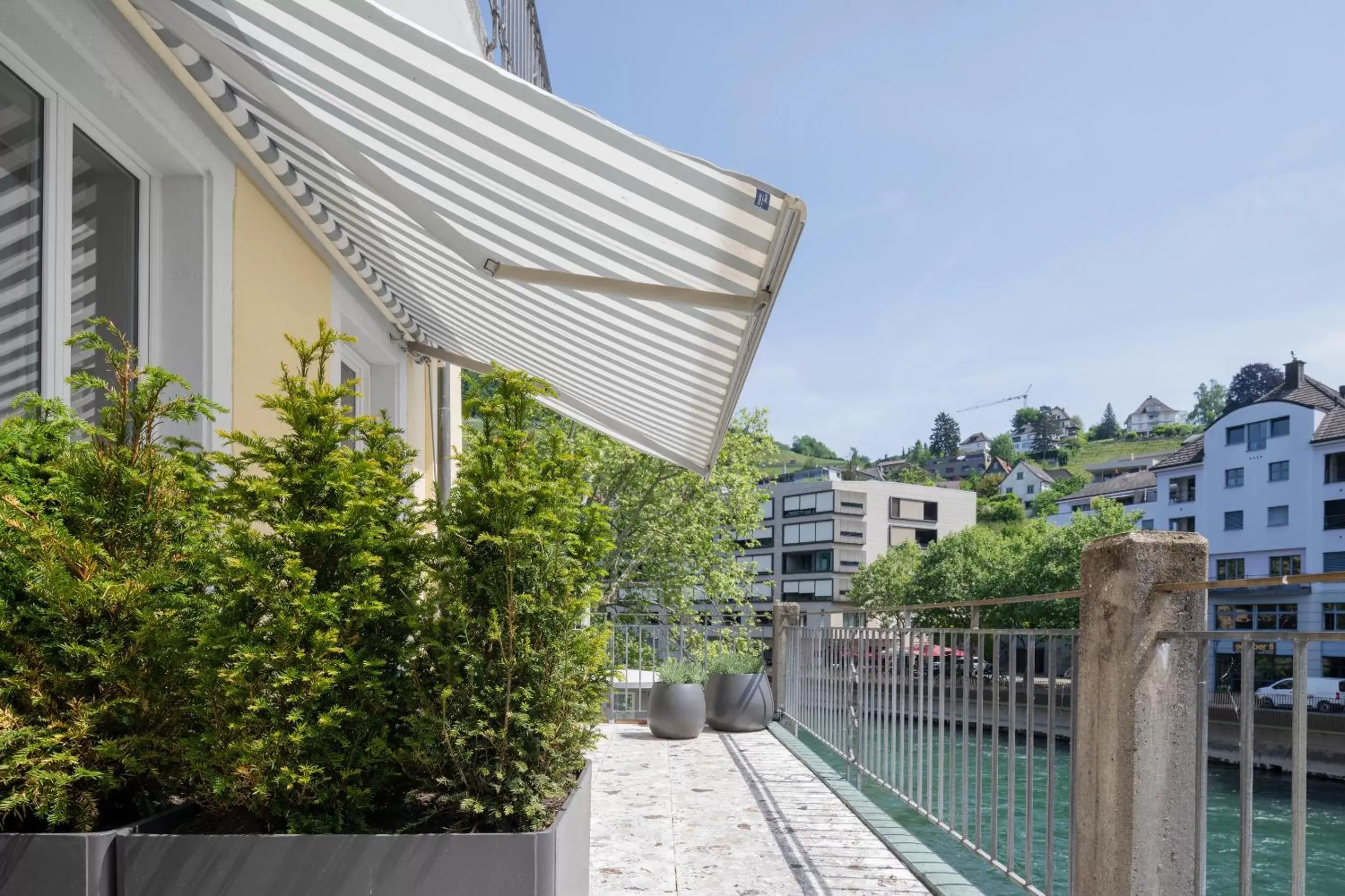 Suite with River View in Limmathof Baden - Historisches Haus & Spa