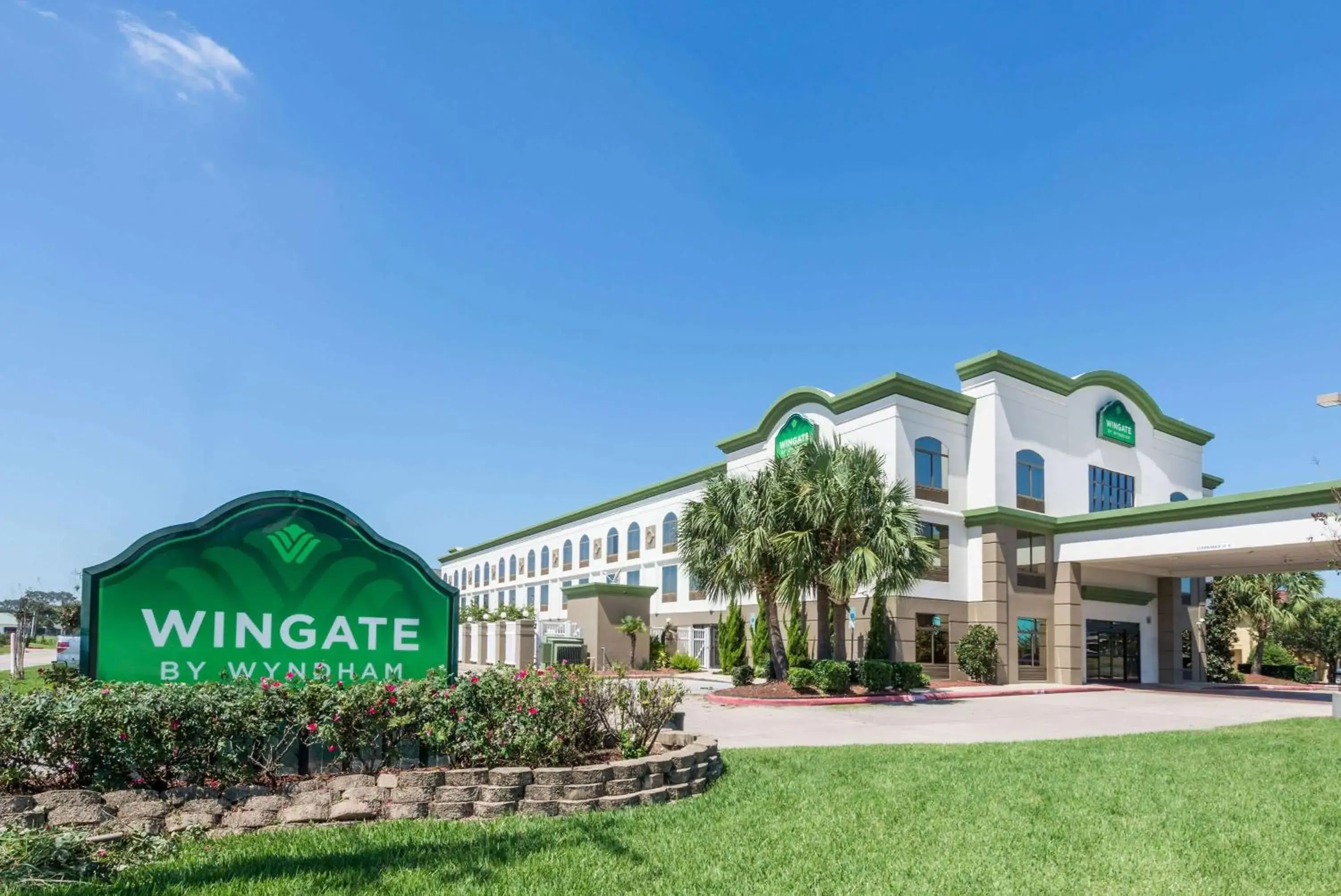 Property Building in Wingate by Wyndham Sulphur Near Lake Charles