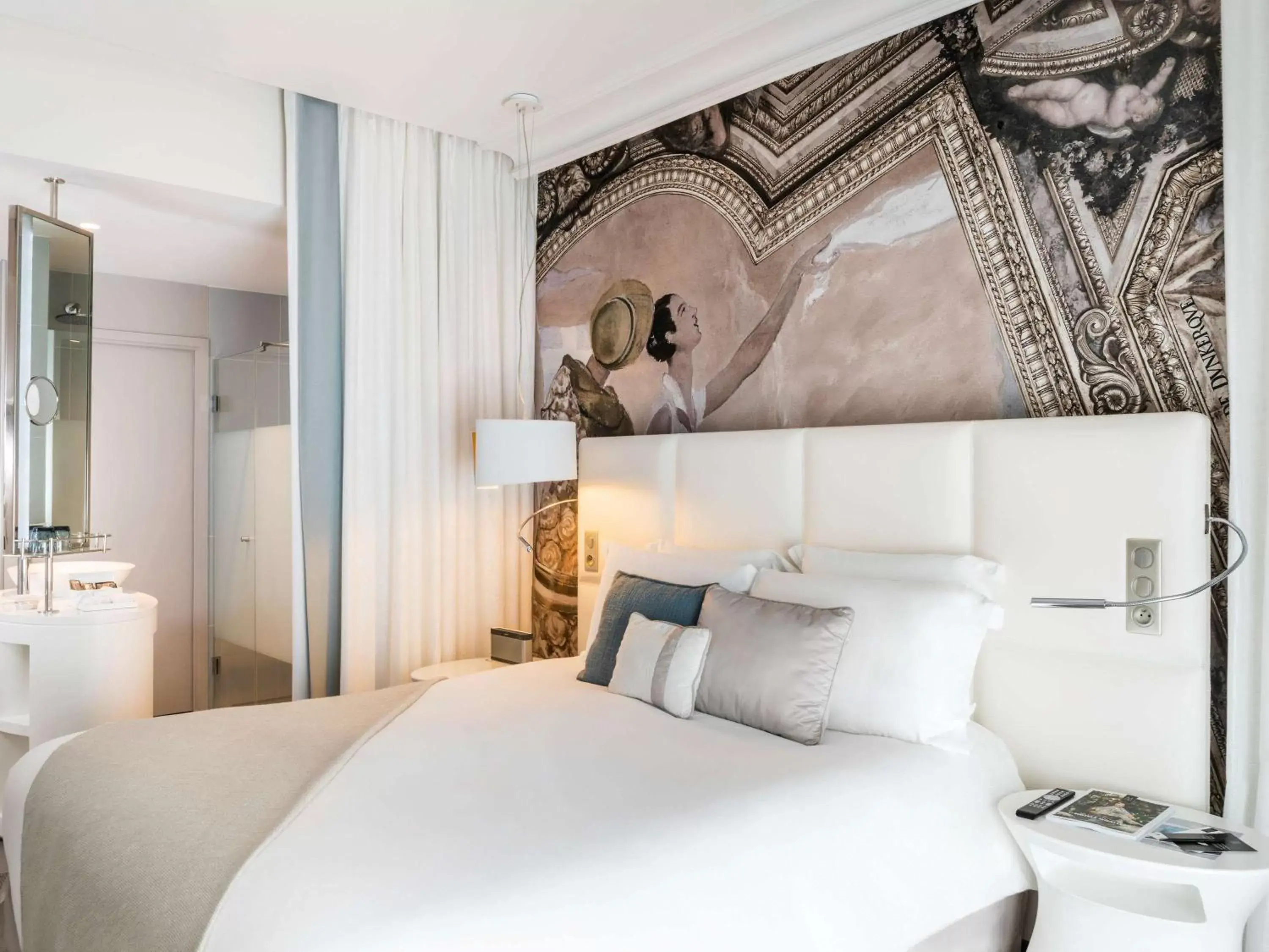 Bedroom, Bed in Cures Marines Hotel & Spa Trouville - MGallery Collection