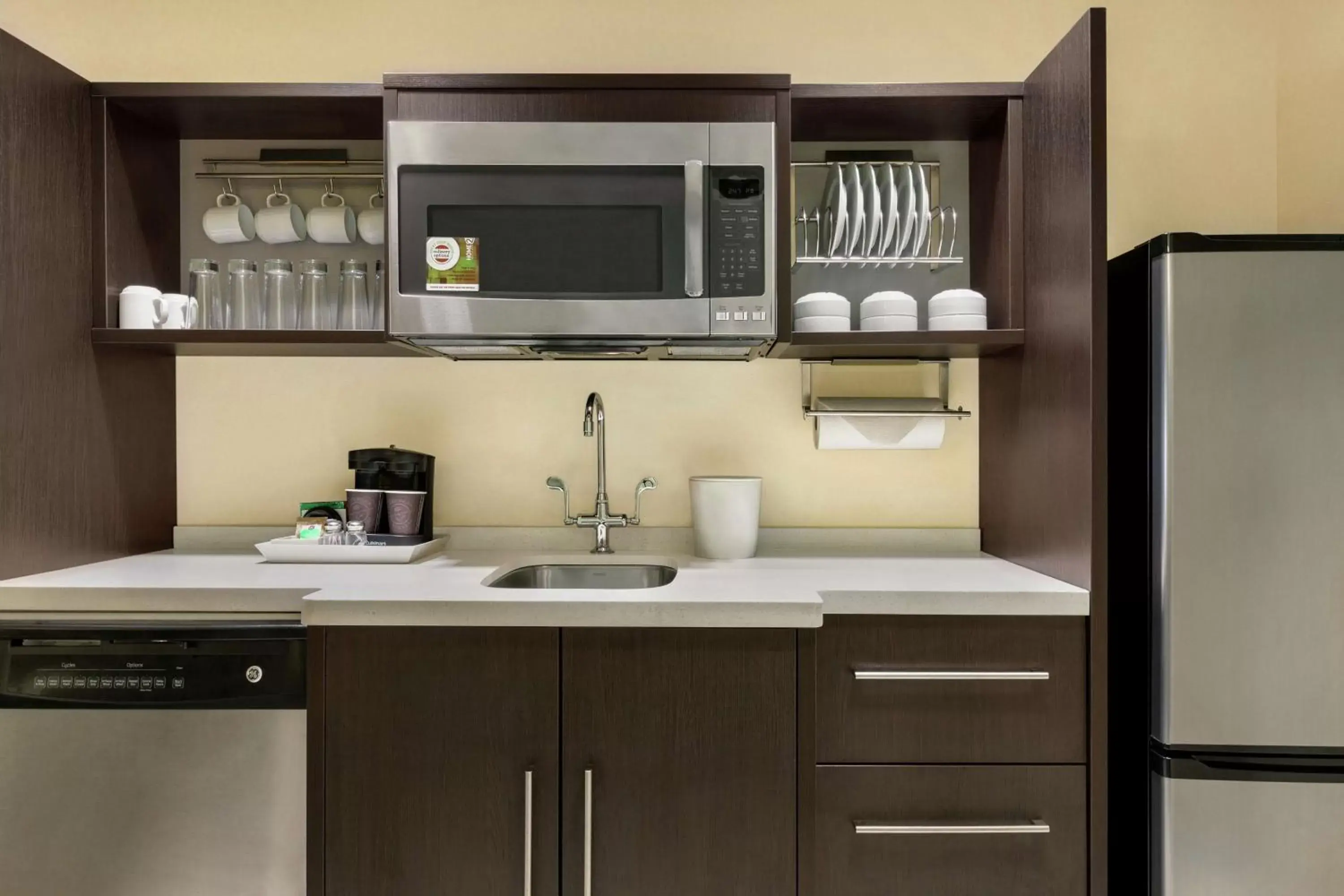 Kitchen or kitchenette, Kitchen/Kitchenette in Home2 Suites by Hilton San Angelo