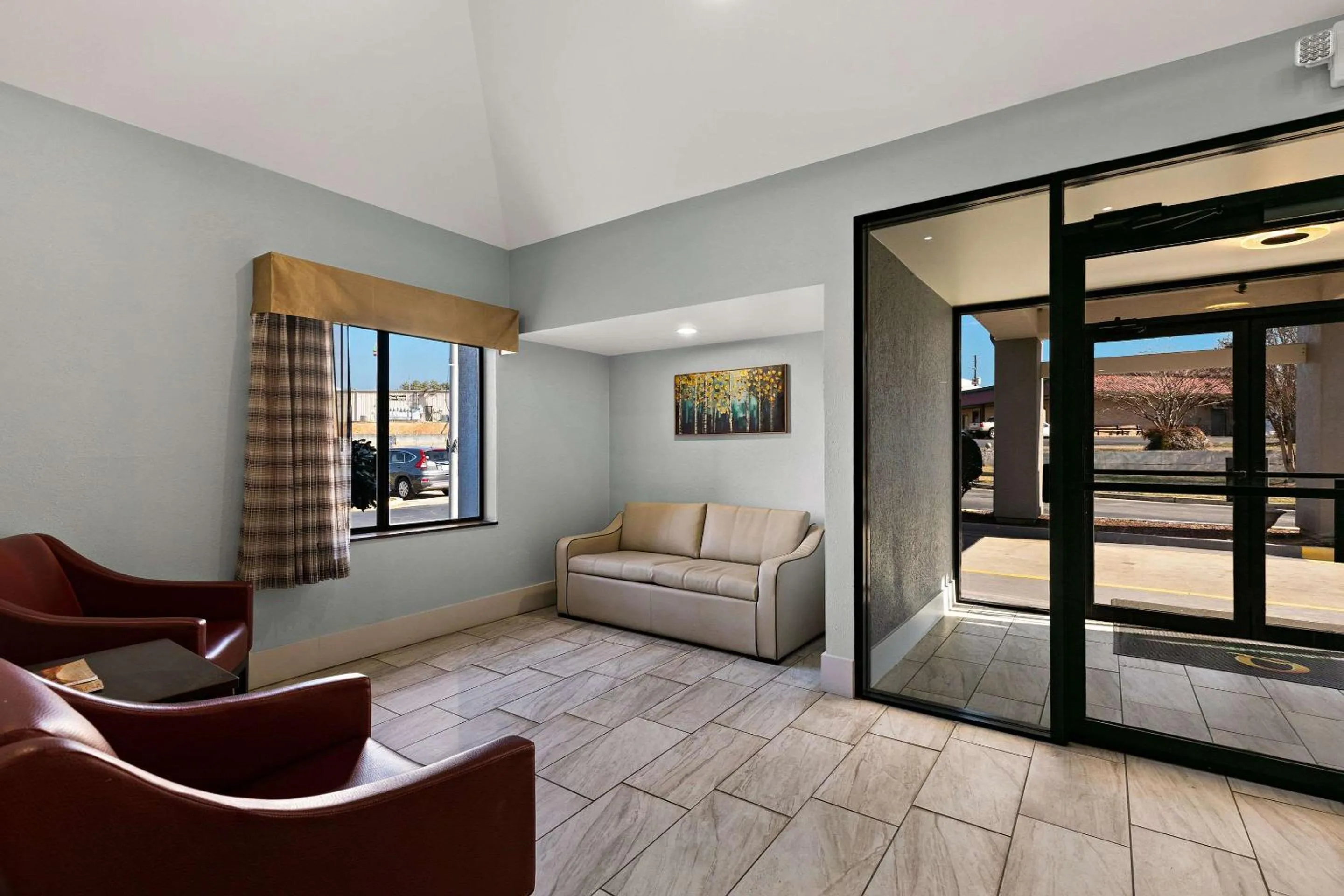 Lobby or reception, Seating Area in Rodeway Inn