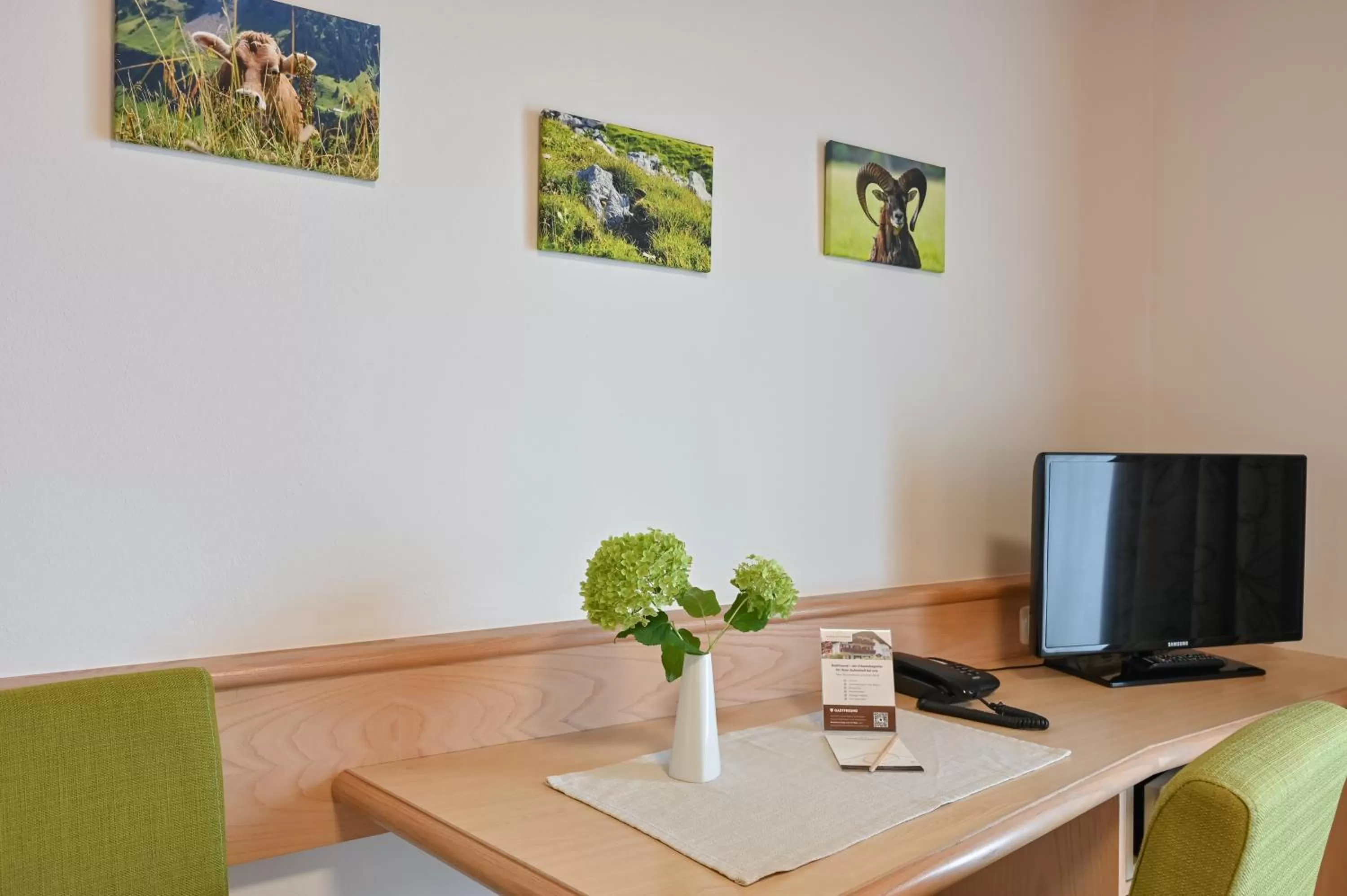 Photo of the whole room in Landhaus Grobert