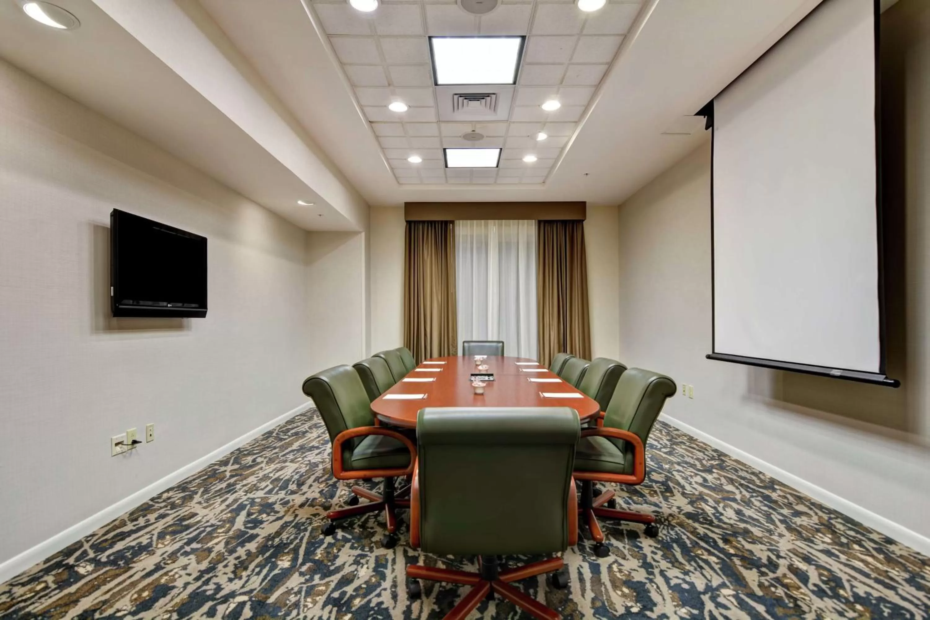 Meeting/conference room in Hilton Garden Inn Mobile East Bay / Daphne