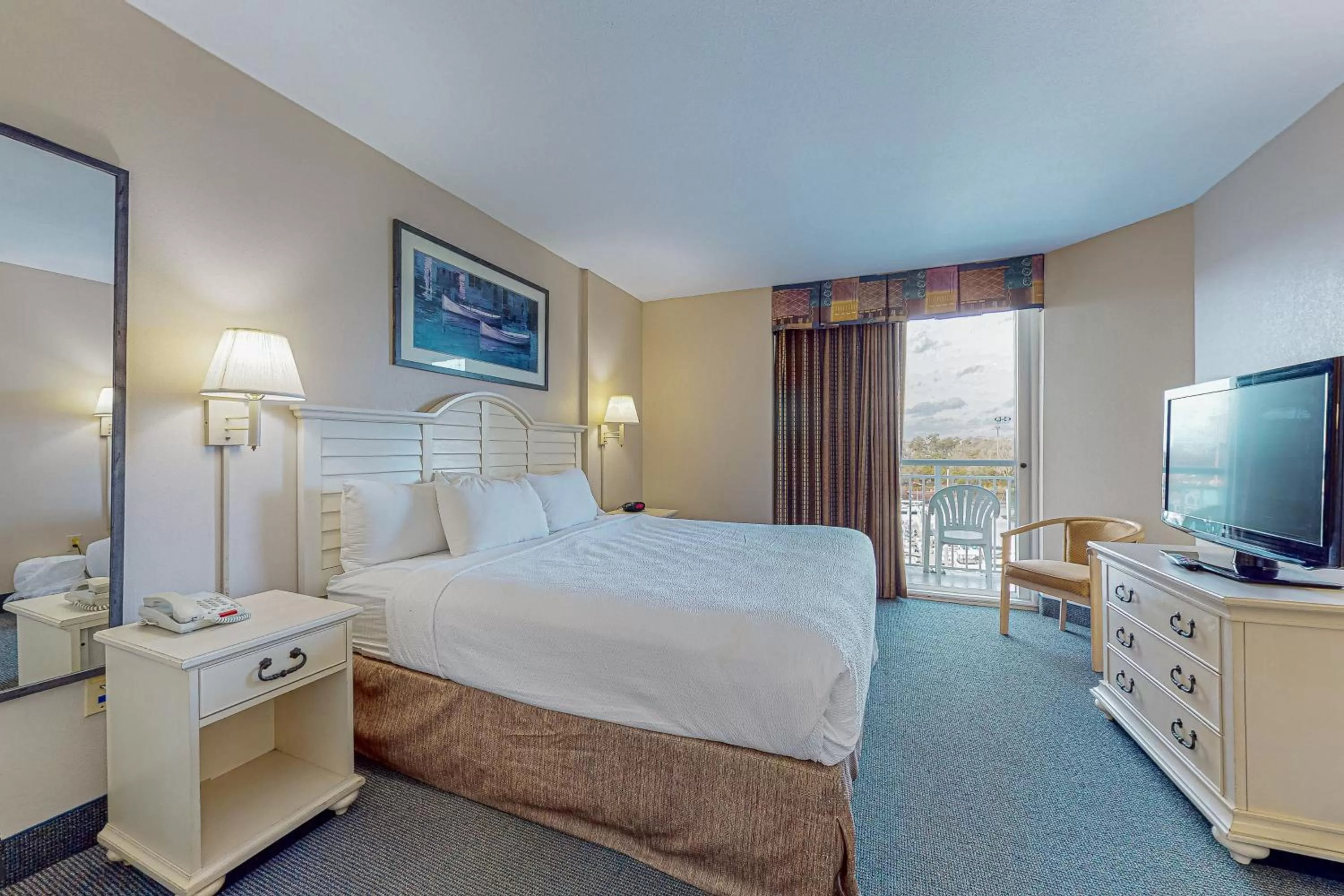 Bed in Harbourgate Marina Club