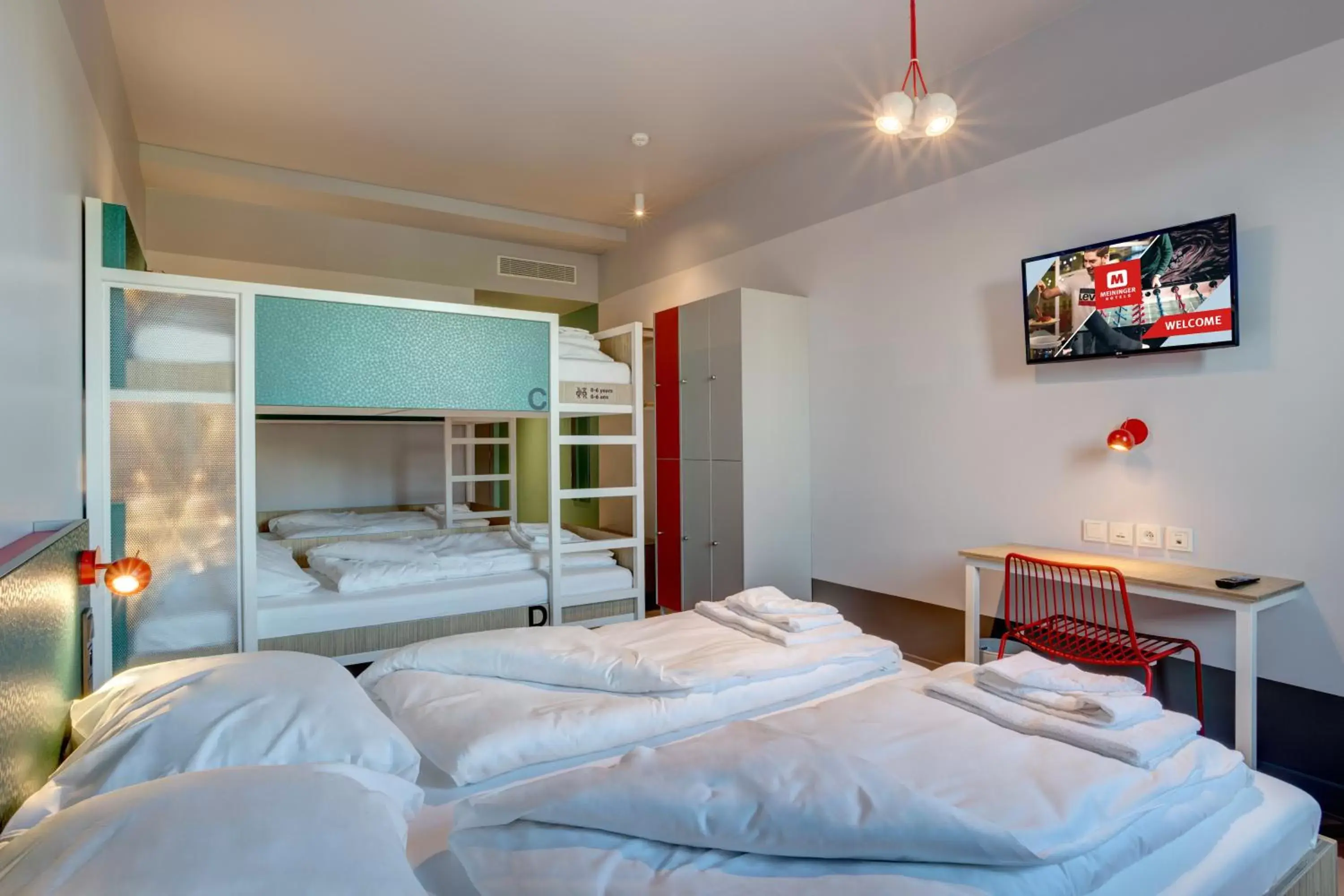 Photo of the whole room, Bunk Bed in MEININGER Hotel Paris Porte de Vincennes