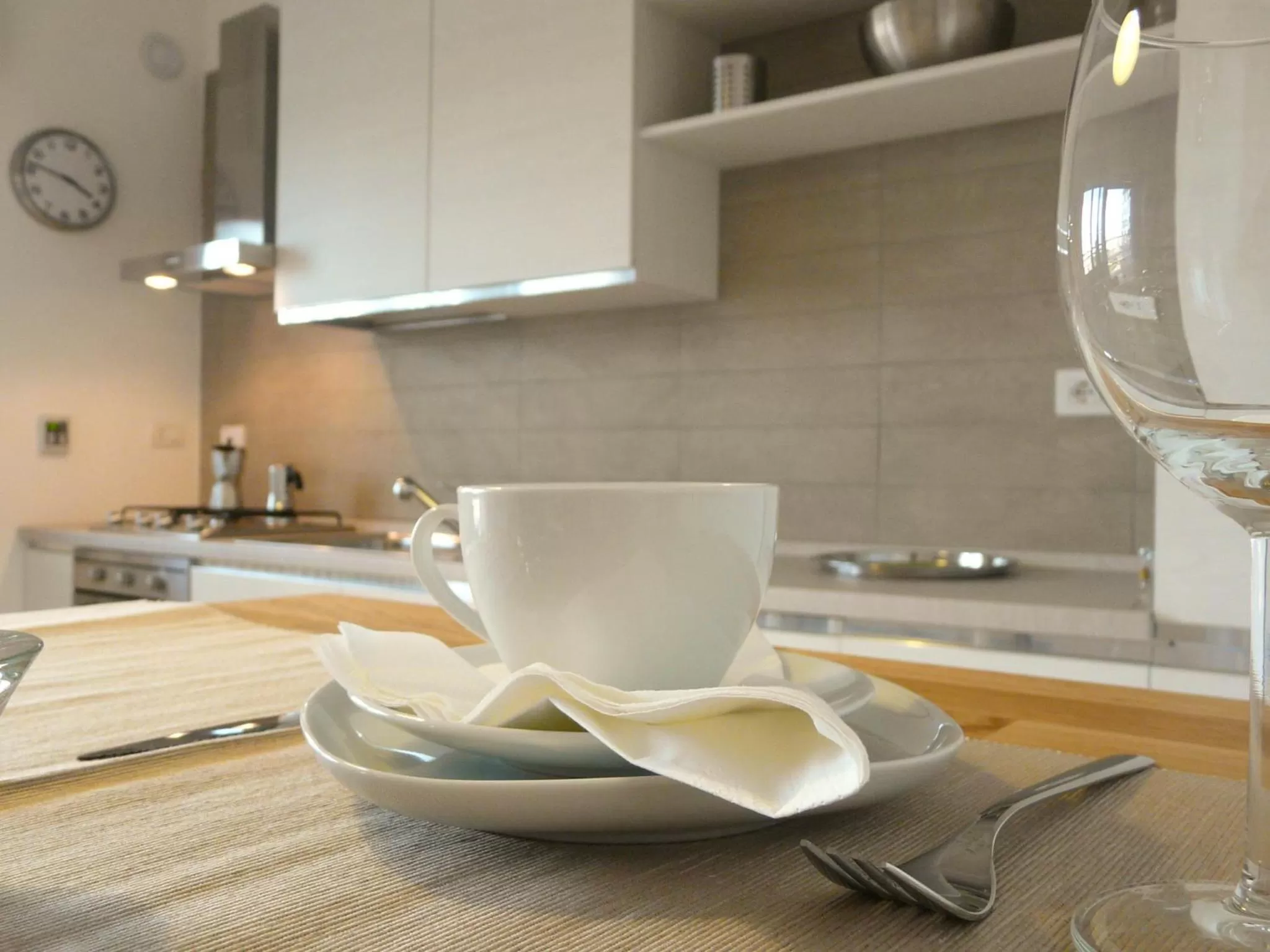 Dining area in Atticoromantica