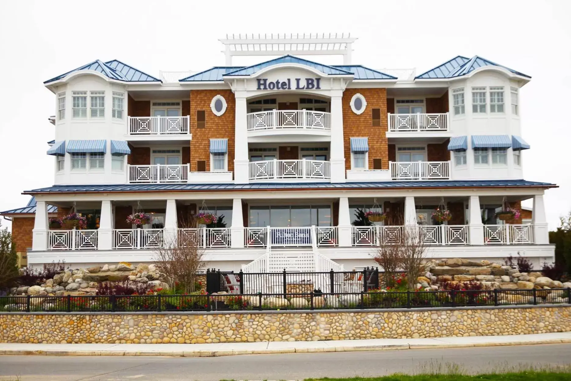 Facade/entrance, Property Building in Hotel LBI