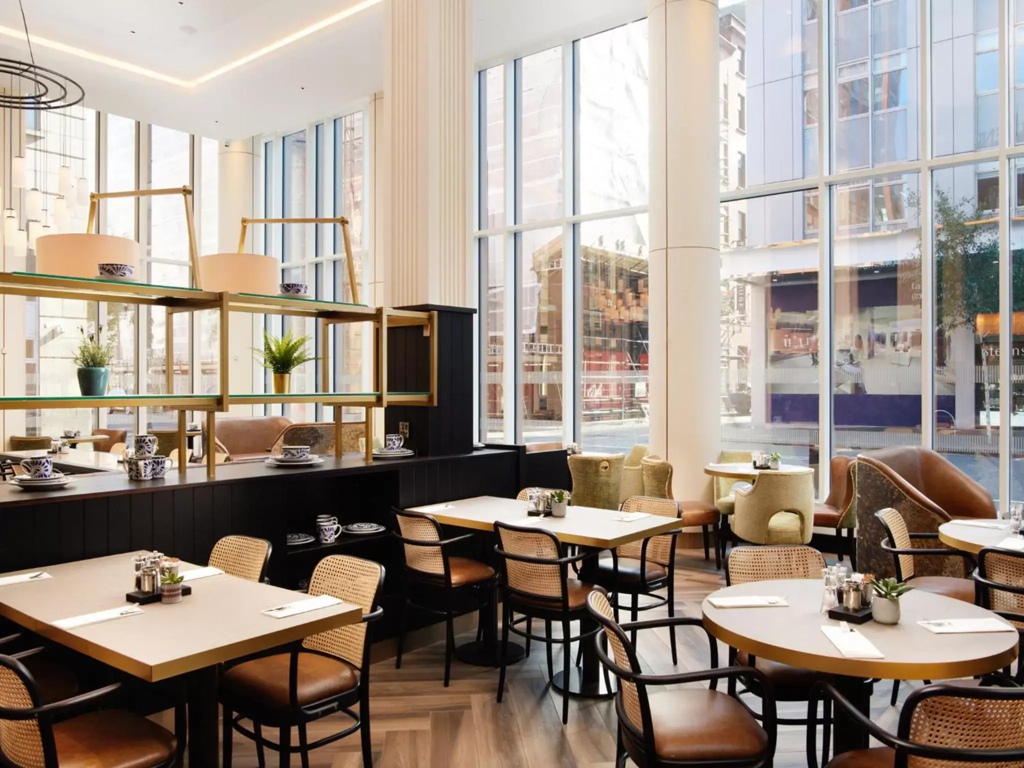 Restaurant/places to eat in Grand Central Hotel Belfast Restaurant/places to eat in Grand Central Hotel Belfast