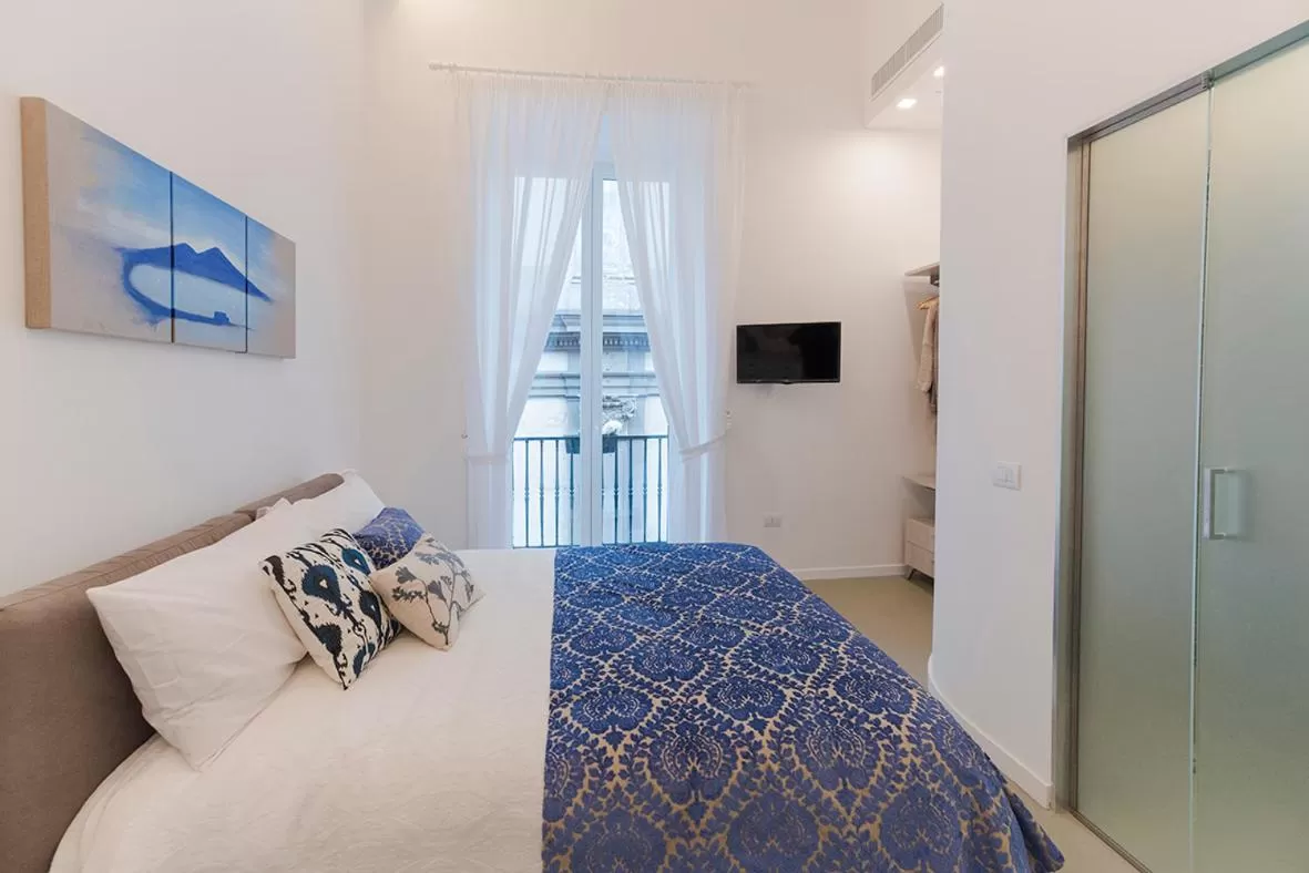 Bed in A Misura Duomo Rooms & Apartment - LS Accommodations