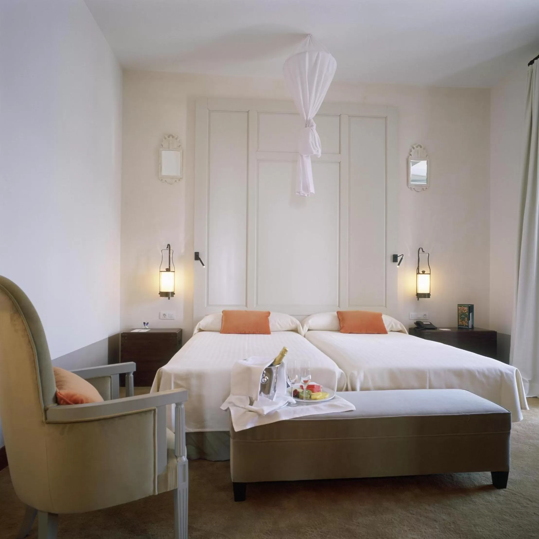 Bedroom, Bed in Parador de La Granja