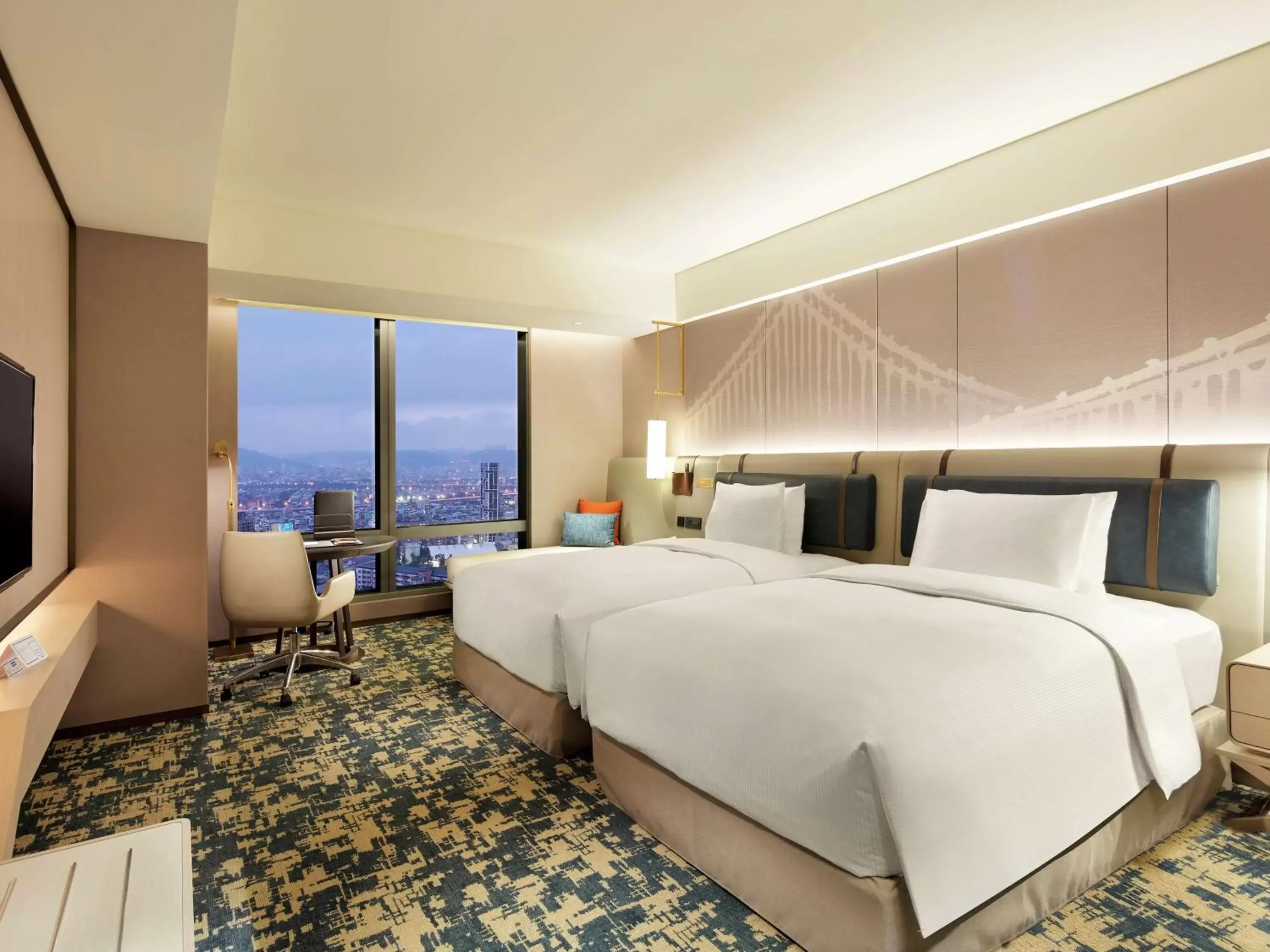 Bedroom, Bed in Hilton Taipei Sinban