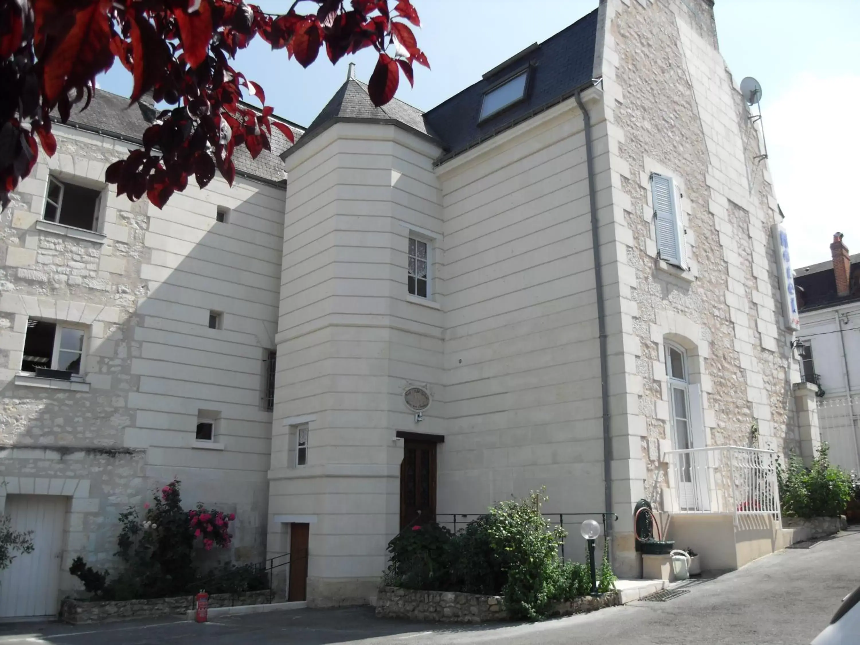 Facade/entrance, Property Building in Belle Epoque