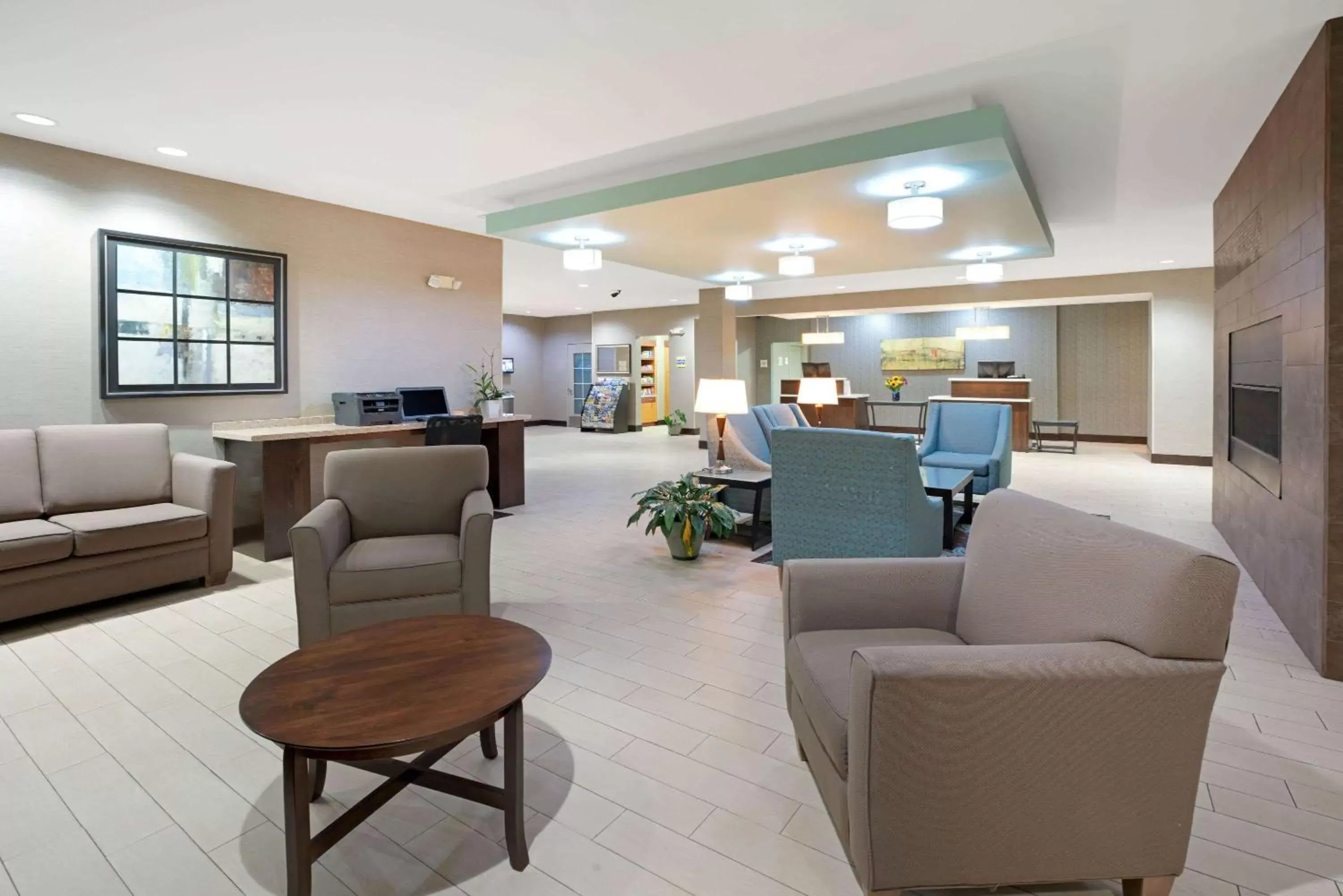 Lobby or reception, Lobby/Reception in La Quinta by Wyndham Bellingham