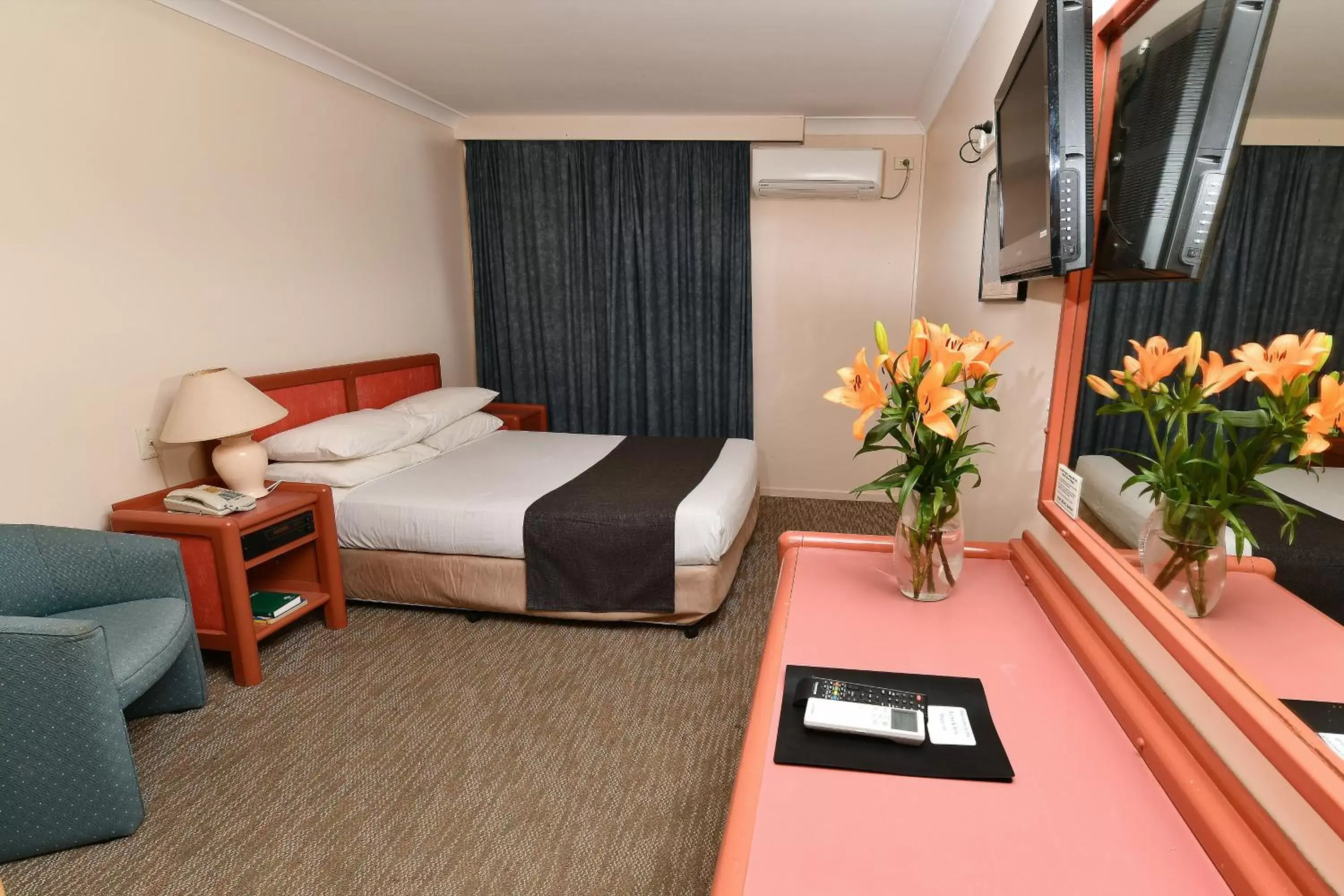 Standard Double Room in Burke and Wills Motor Inn Standard Double Room in Burke and Wills Motor Inn