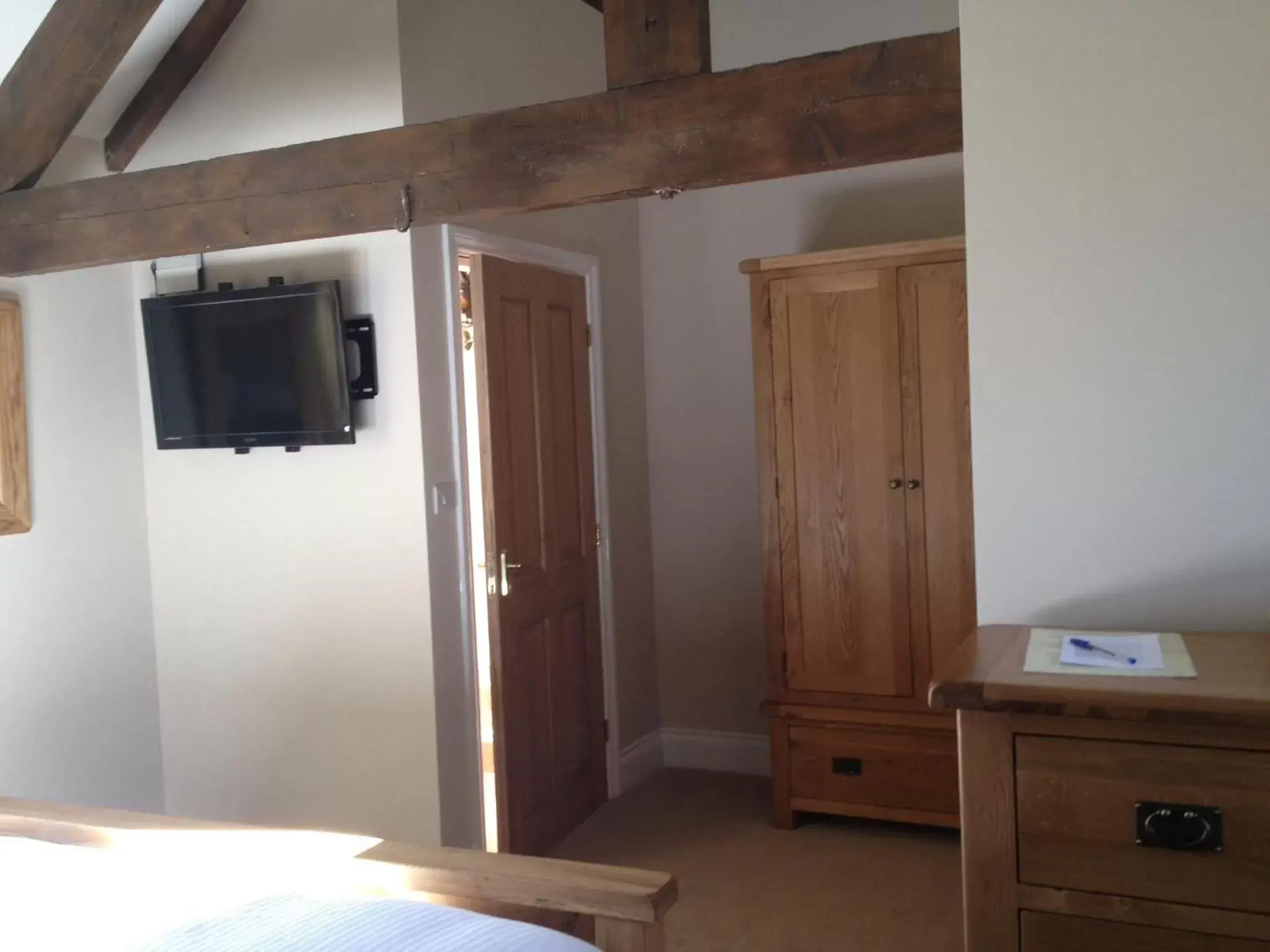 Bedroom, TV/Entertainment Center in Newsham Grange Farm