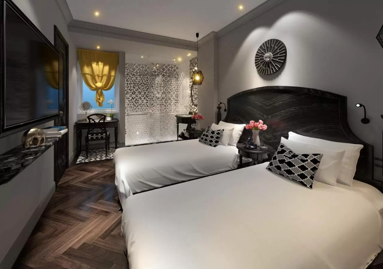 Deluxe Twin Room in Le Grand Hanoi Hotel - The Central