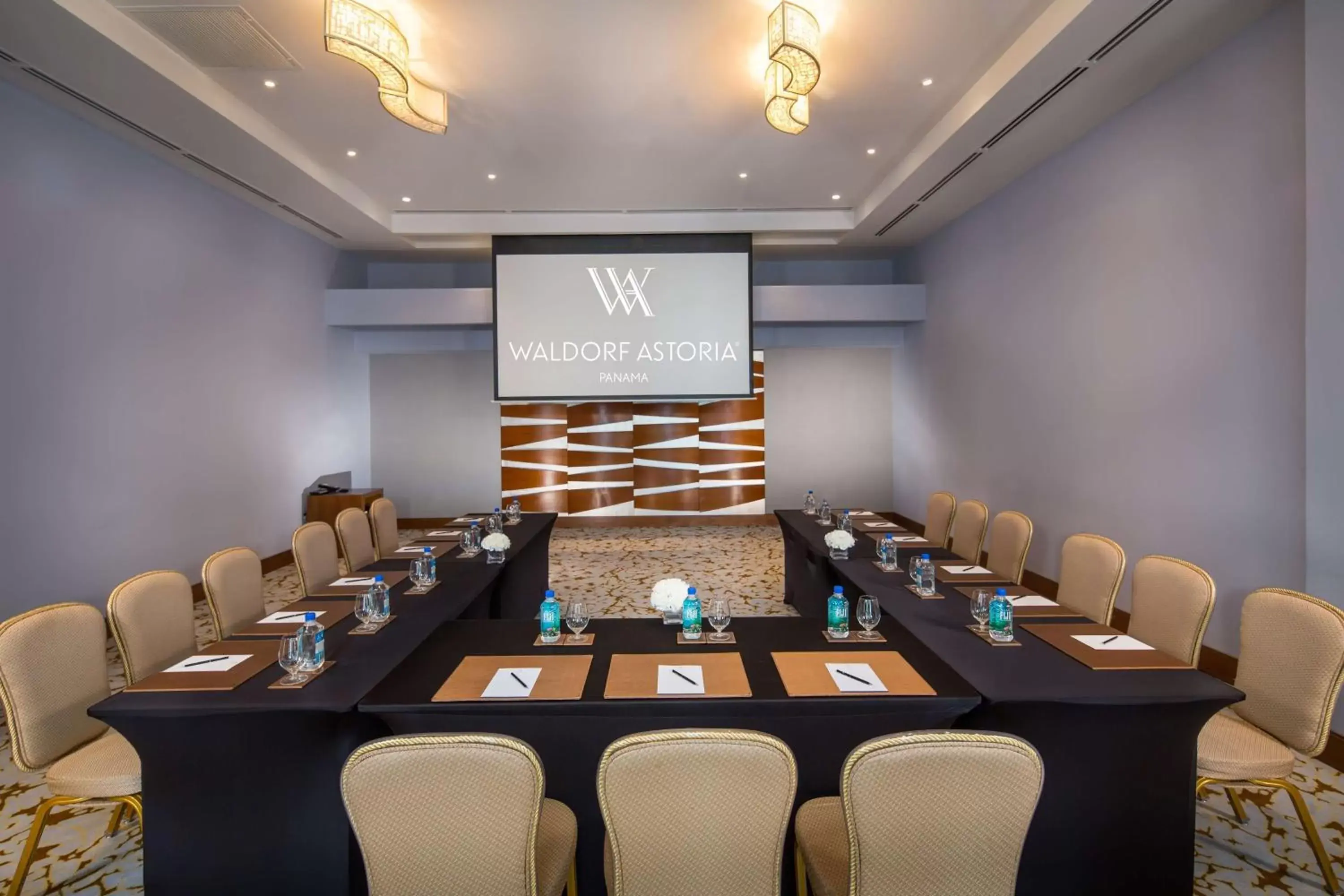 Meeting/conference room in Waldorf Astoria Panama