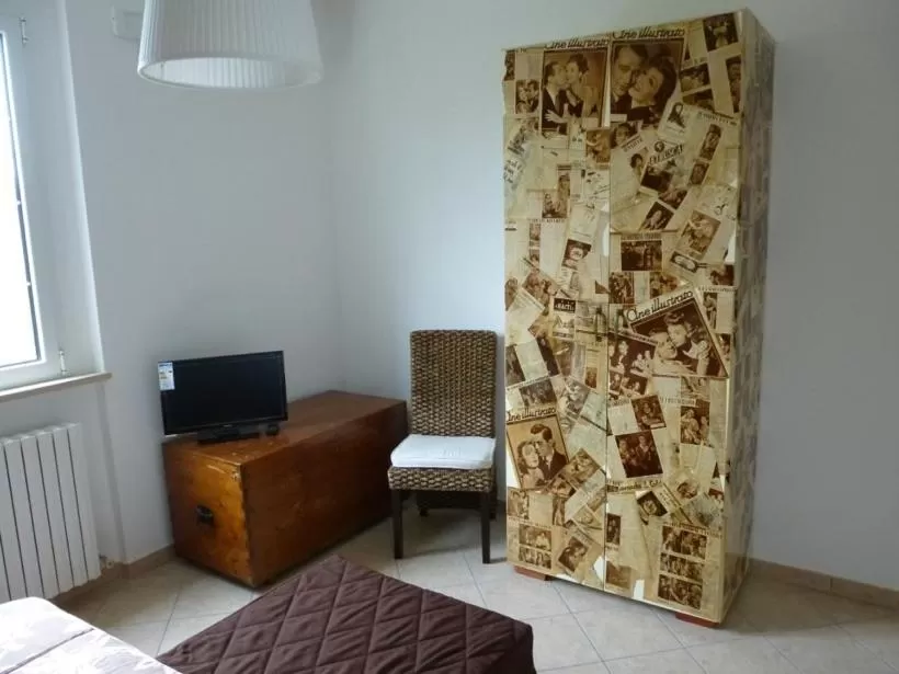 TV/Entertainment Center in B&B A Casa di Mael